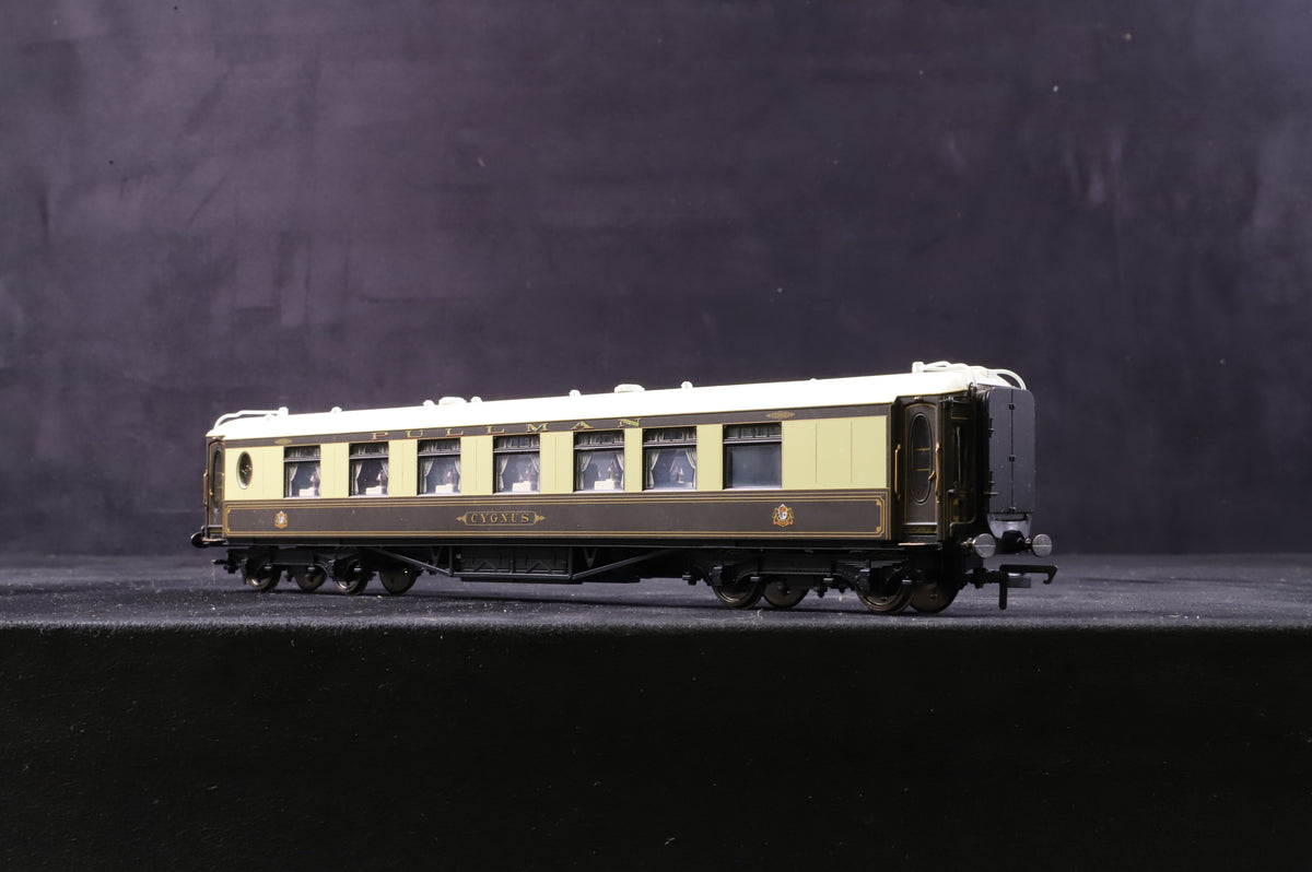 Hornby OO R1073 Pack Of 3 Pullman Coaches &#39;Minerva, Ibis &amp; Cygnus&#39; Split From Pack