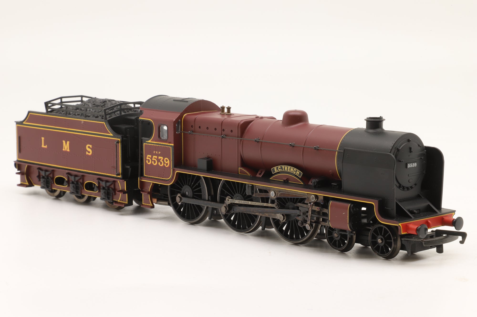 Hornby OO R2182A Patriot Class 5XP 5539 'E.C. Trench' in Lined LMS Maroon