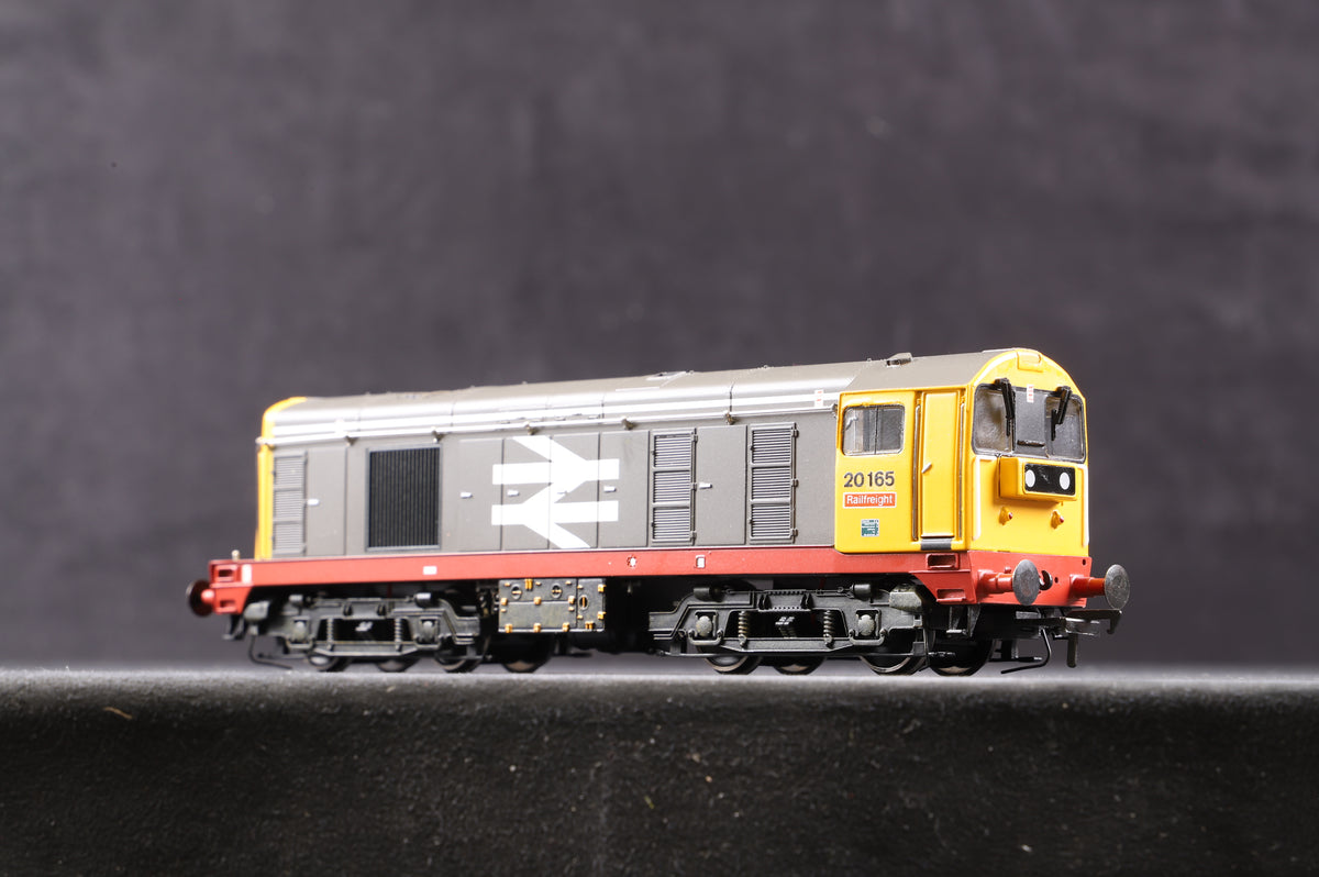 Bachmann OO Class 20 &#39;20165&#39; Railfreight Renumbered