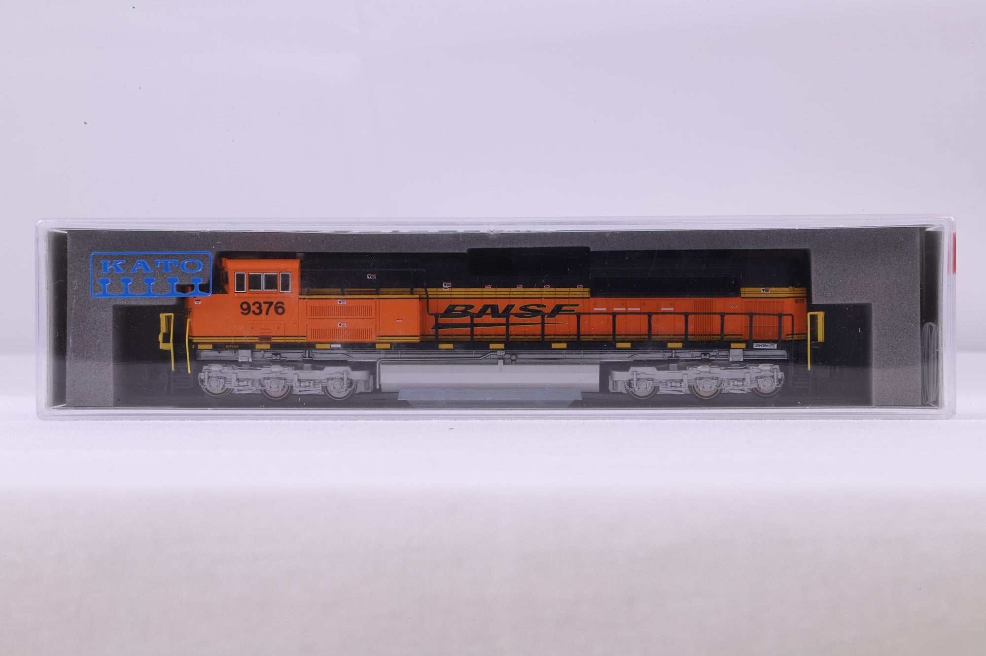 Kato N 176-8434 SD70ACe BNSF '9376'