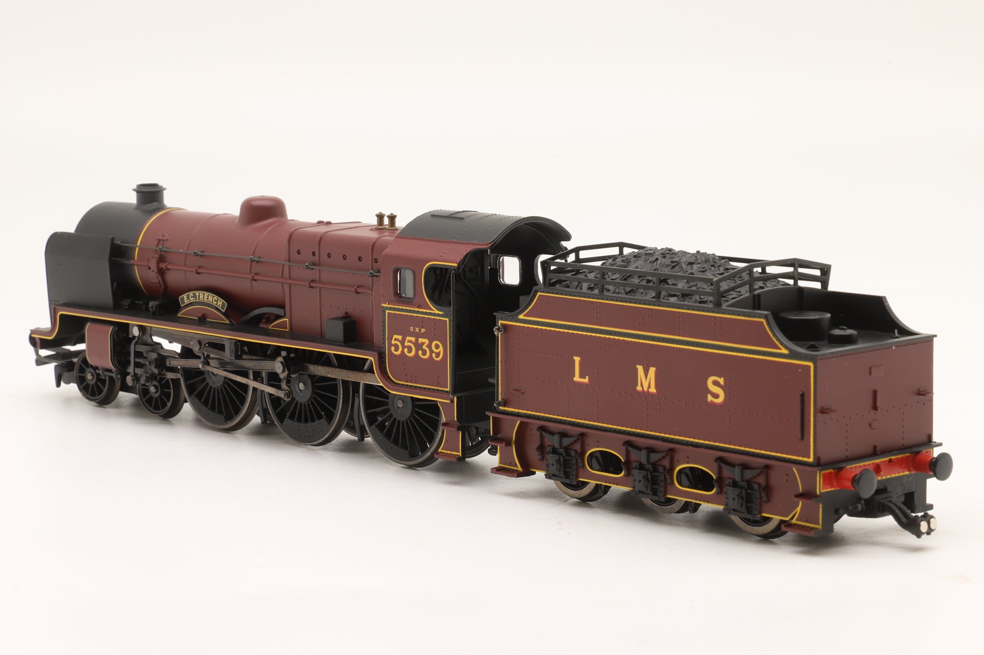 Hornby OO R2182A Patriot Class 5XP 5539 'E.C. Trench' in Lined LMS Maroon