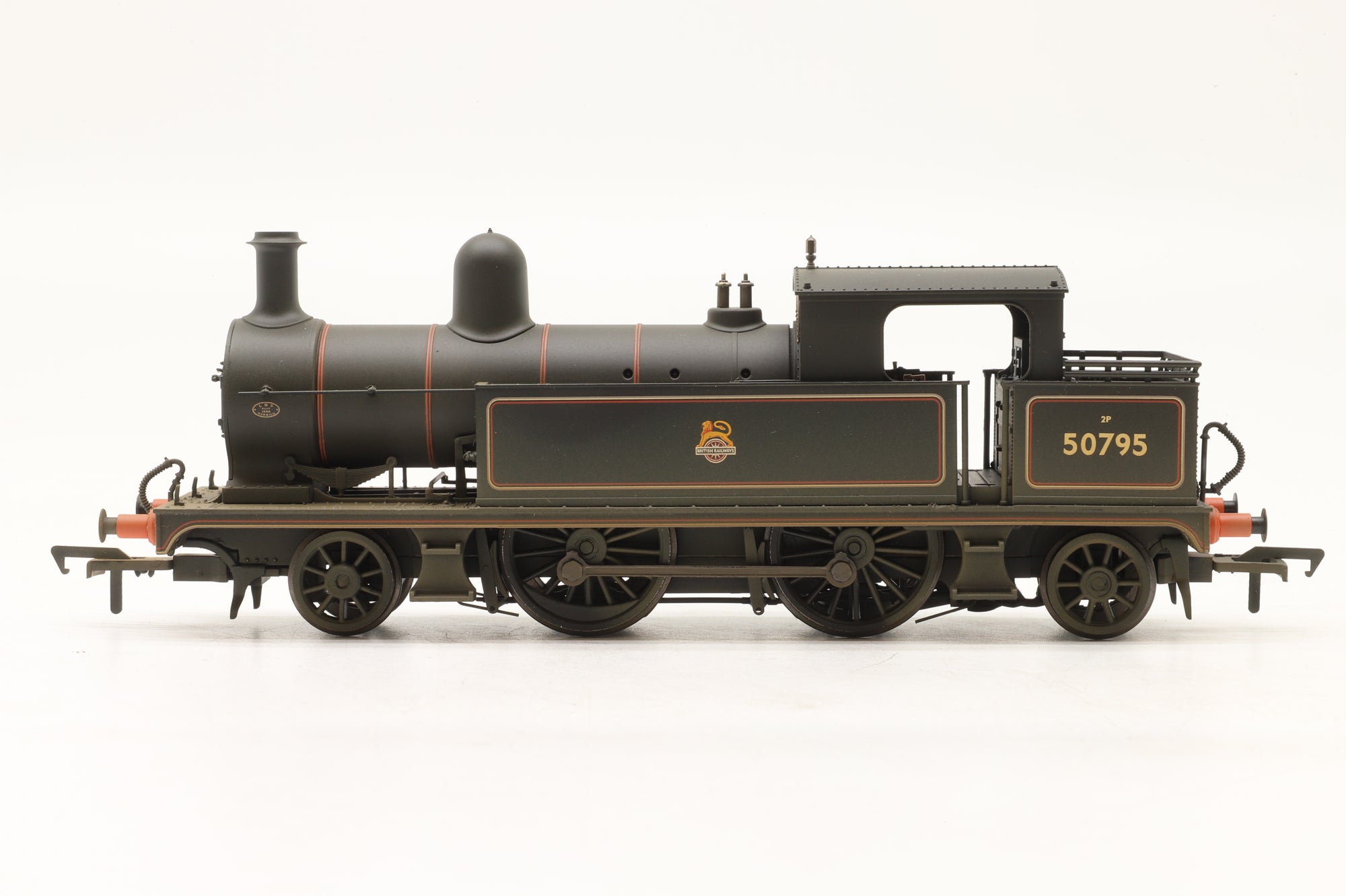 Bachmann OO 31-167DC L&YR Tank 50795 in Lined BR Black E/C – Weathered