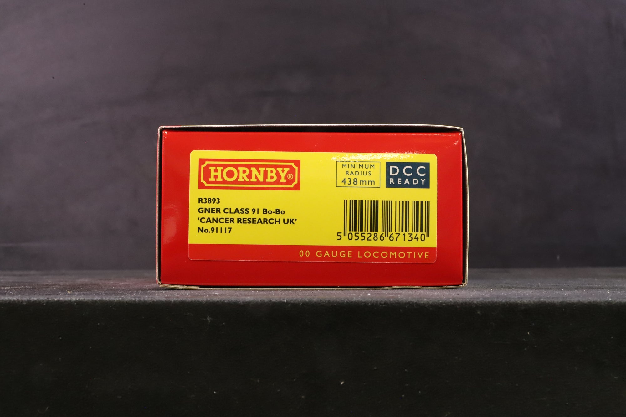 Hornby OO R3893 Class 91 Bo-Bo '91117' 'Cancer Research UK' GNER