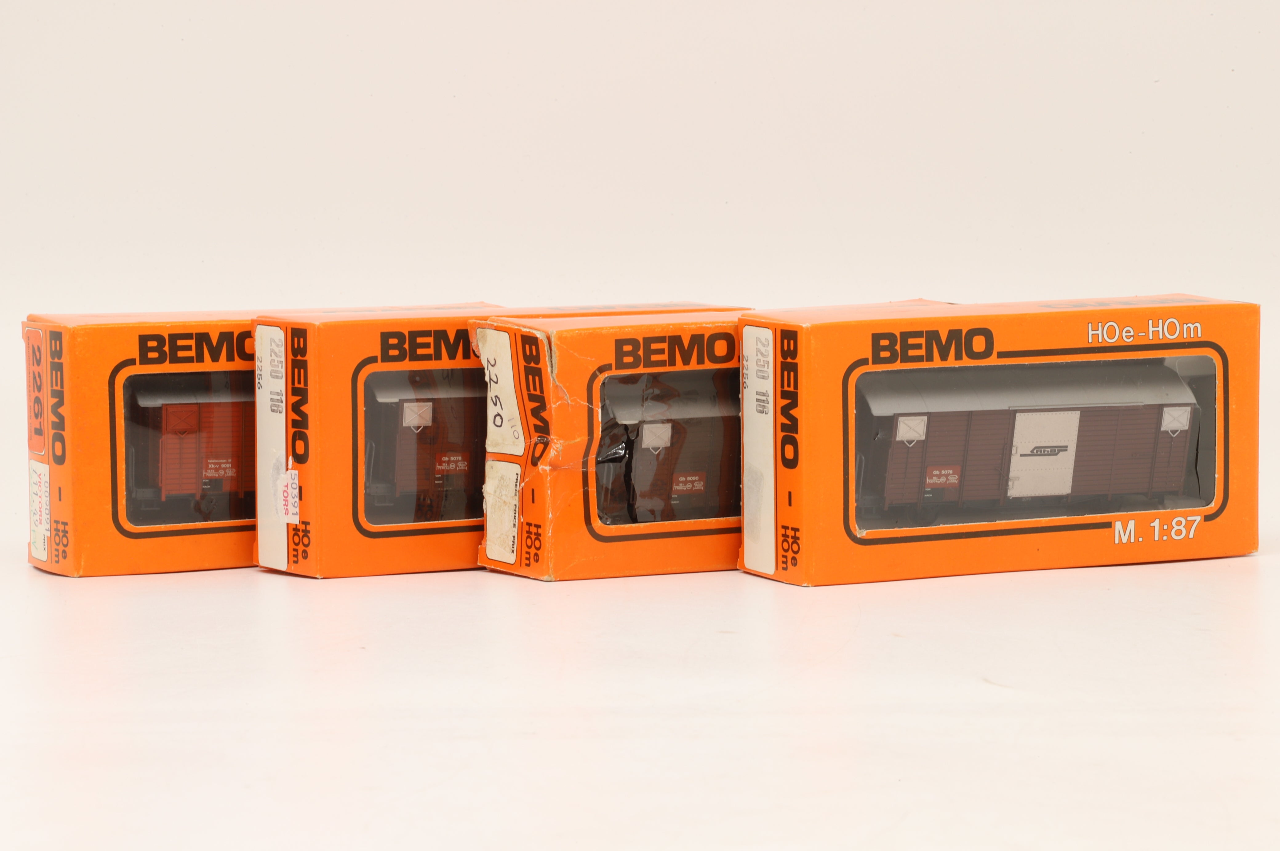 BEMO HOm Rake of 4x RhB Box Vans - Clark Railworks