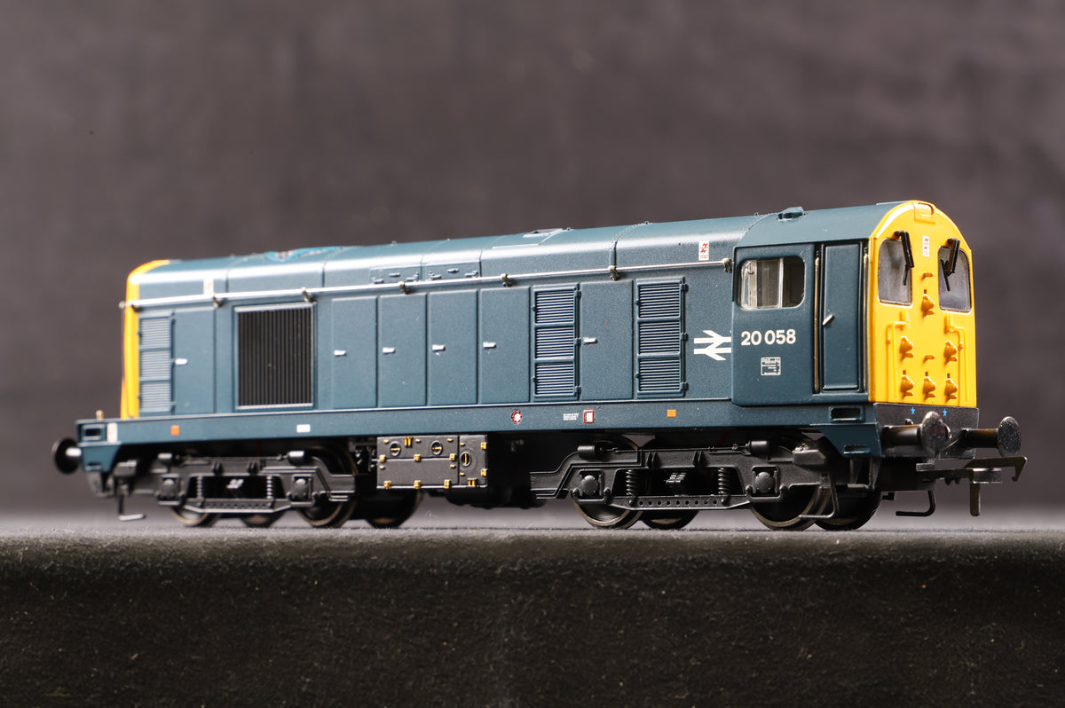 Bachmann OO 32-025A Class 20 &#39;20058&#39; BR Blue With Indicator Discs