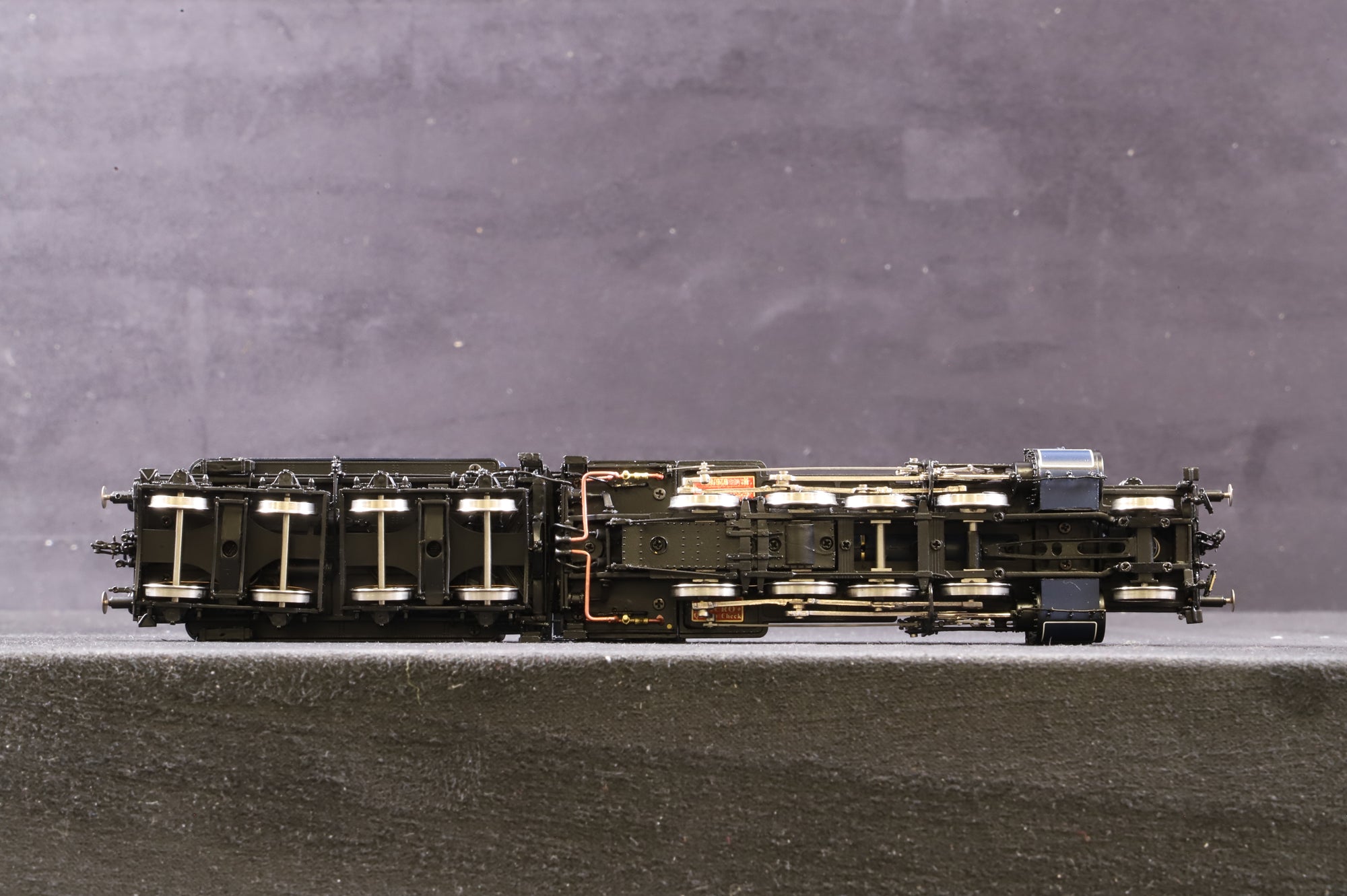 Micro-Metakit HO Brass 05100H Class E-I Heavy Freight Loco 2064, Dark Blue/Grey & Black Livery, Ltd Ed. 026/050