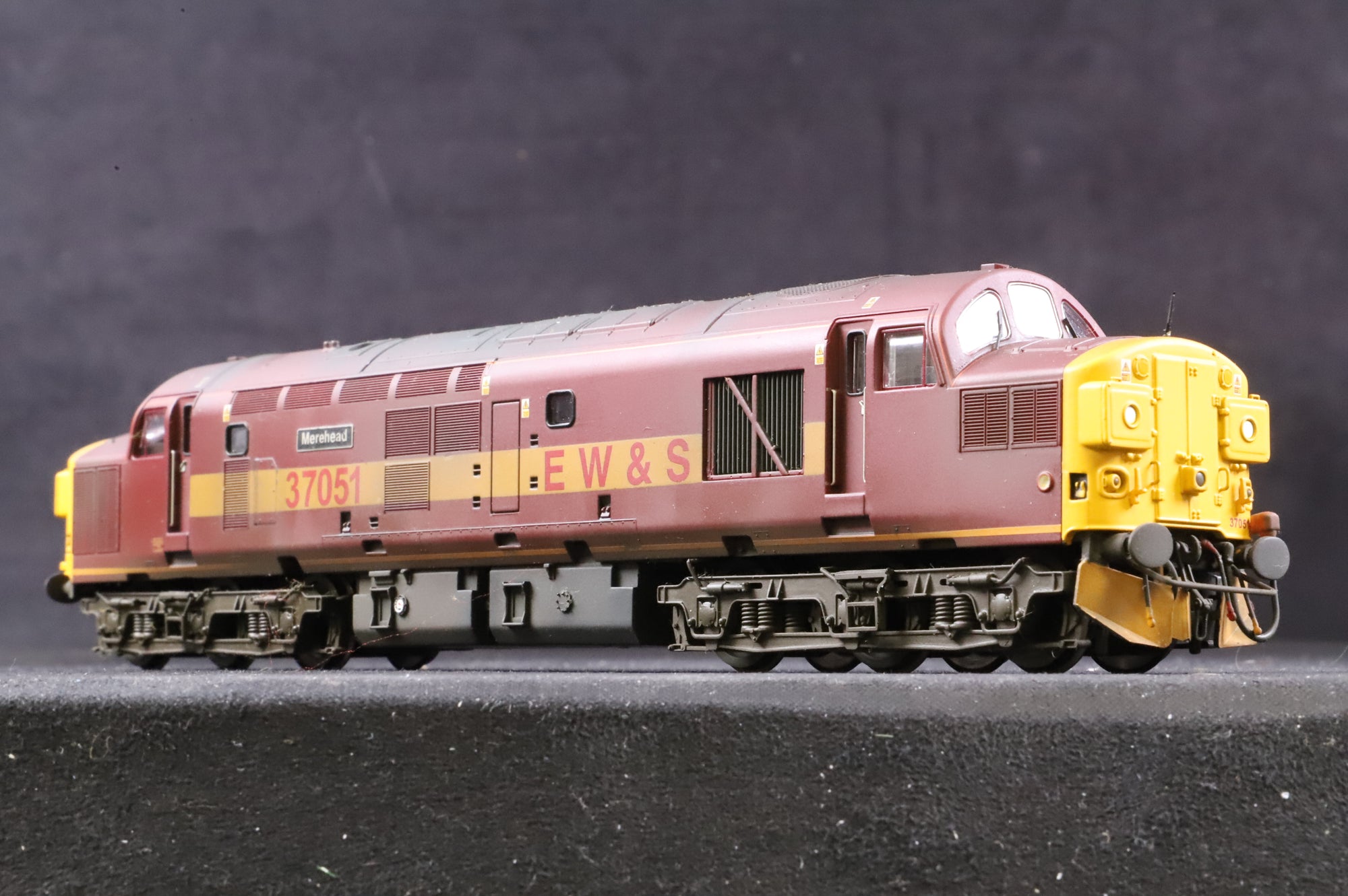 Bachmann OO Class 37 EWS 'Merehead' '37051', DCC Fitted, Weathered