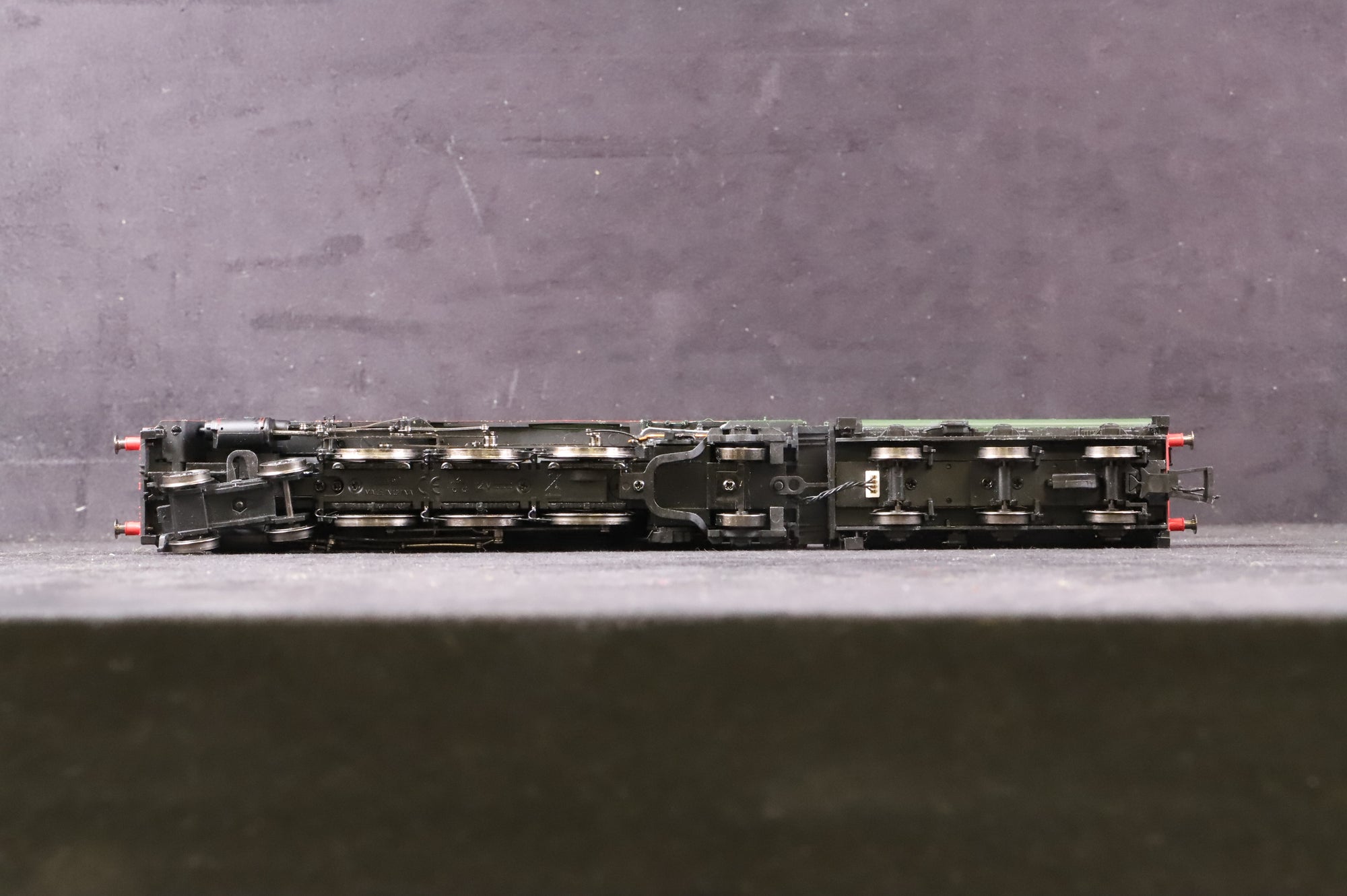 WORKSHOP Hornby OO R2847 Clan Class '72008' 'Clan MacLeod' BR Green L/C Repainted