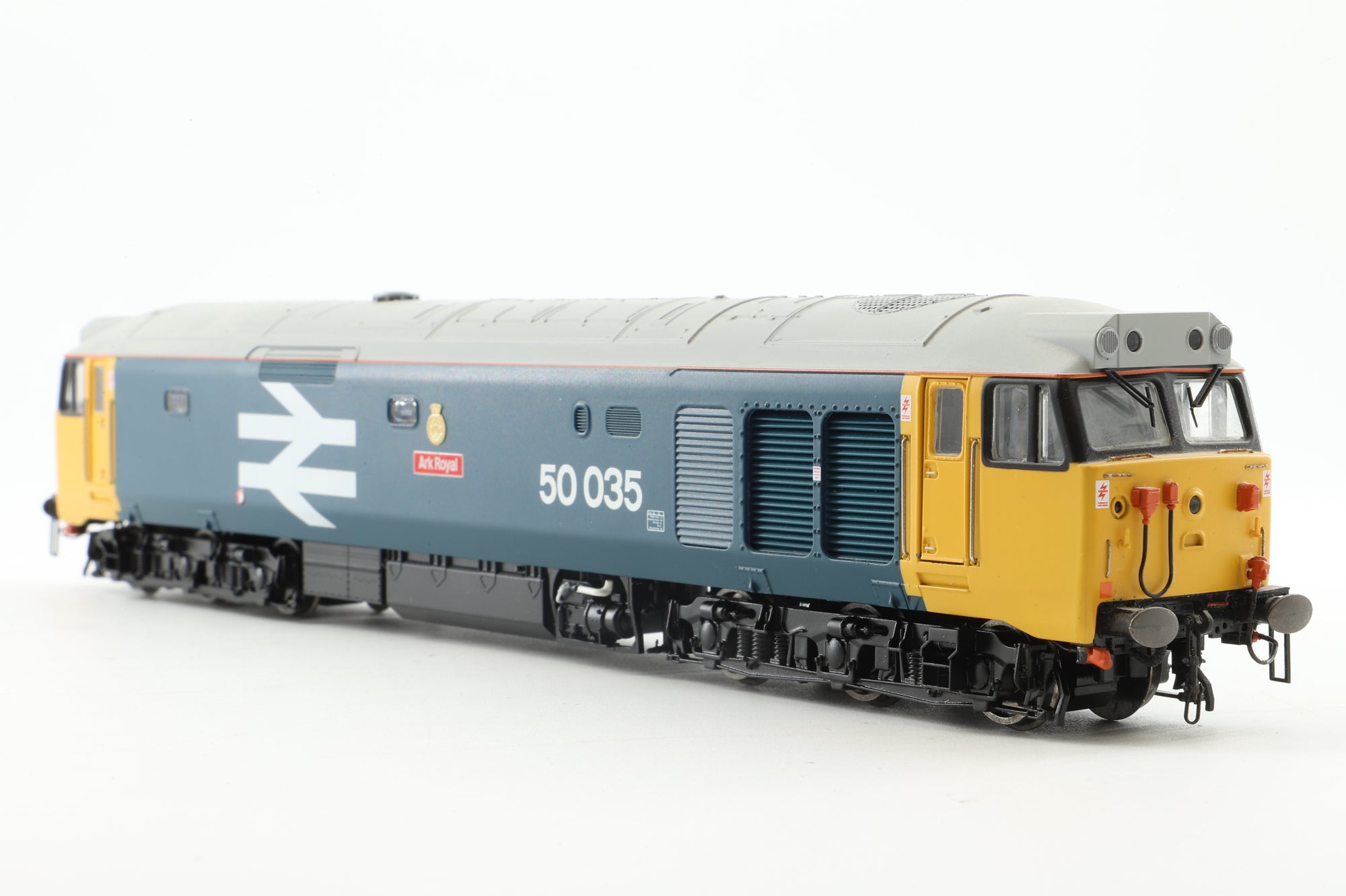 Hornby OO R2349 Class 50 50035 'Ark Royal' in BR Large Logo Blue
