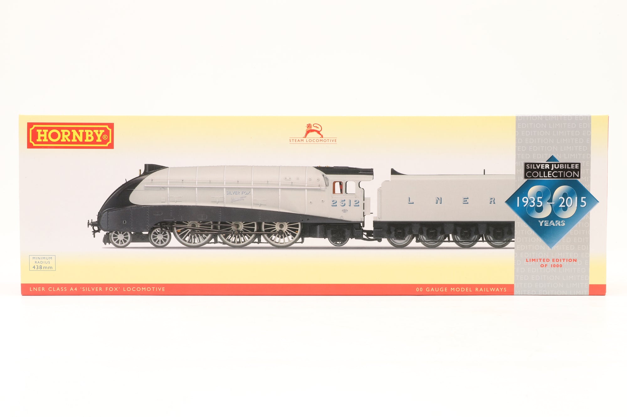 Hornby OO R3337 Silver Jubilee A4 Assortment
