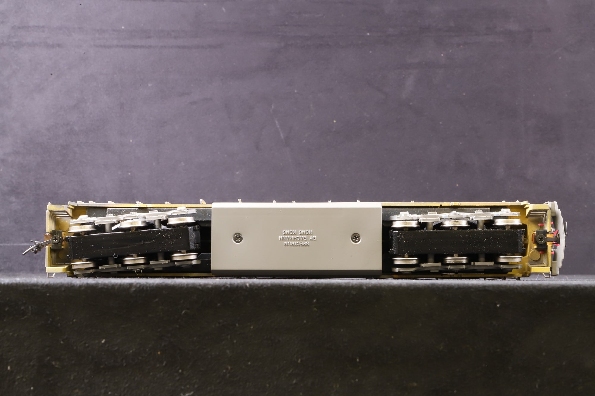 Spectrum HO 85011 GE Dash 8-40C Diesel '9194' Union Pacific