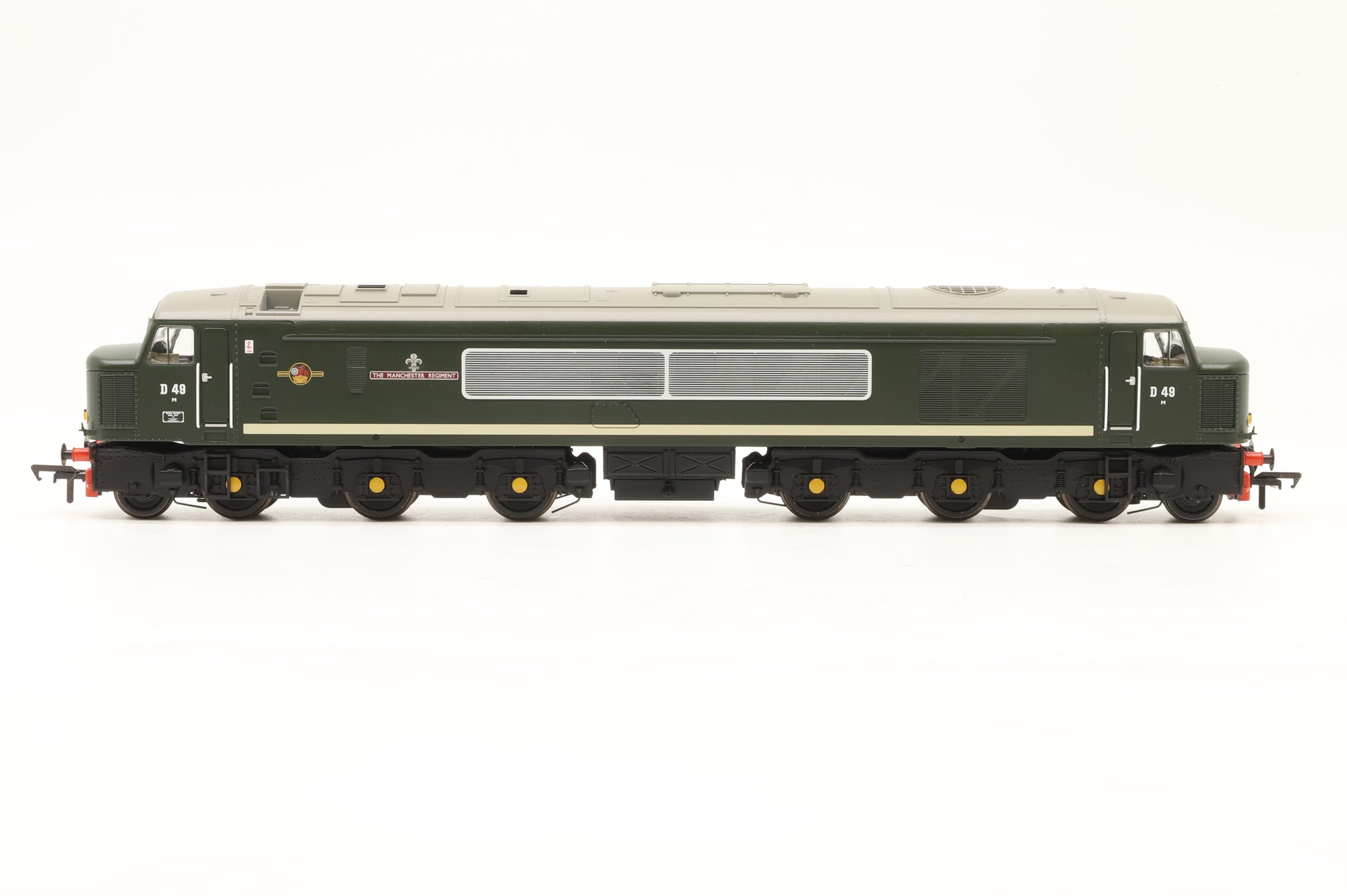 Bachmann OO 32-678A Class 45 No. D49 'Manchester Regiment' BR Green (Small Yellow Panels)