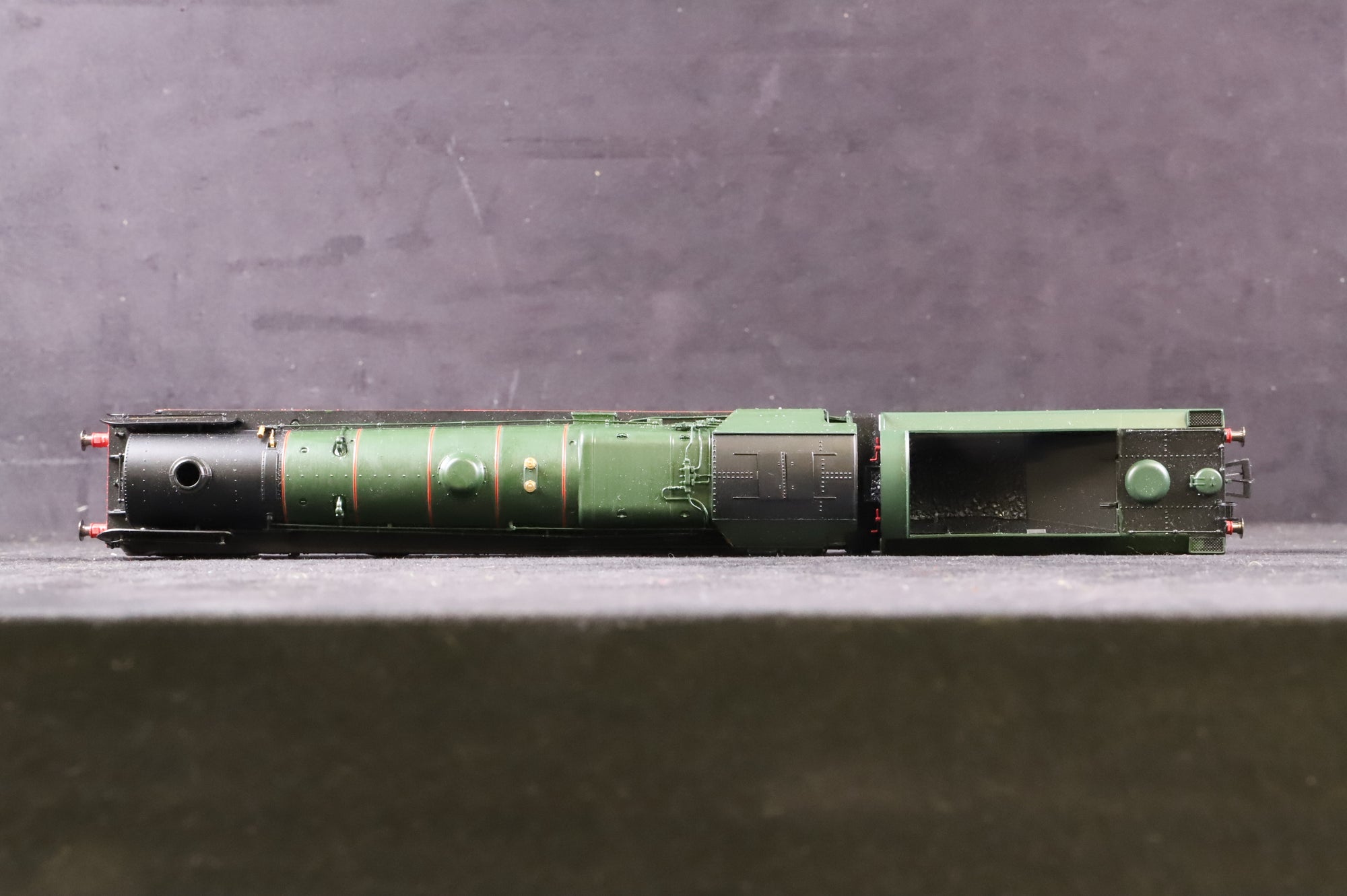 WORKSHOP Hornby OO R2847 Clan Class '72008' 'Clan MacLeod' BR Green L/C Repainted