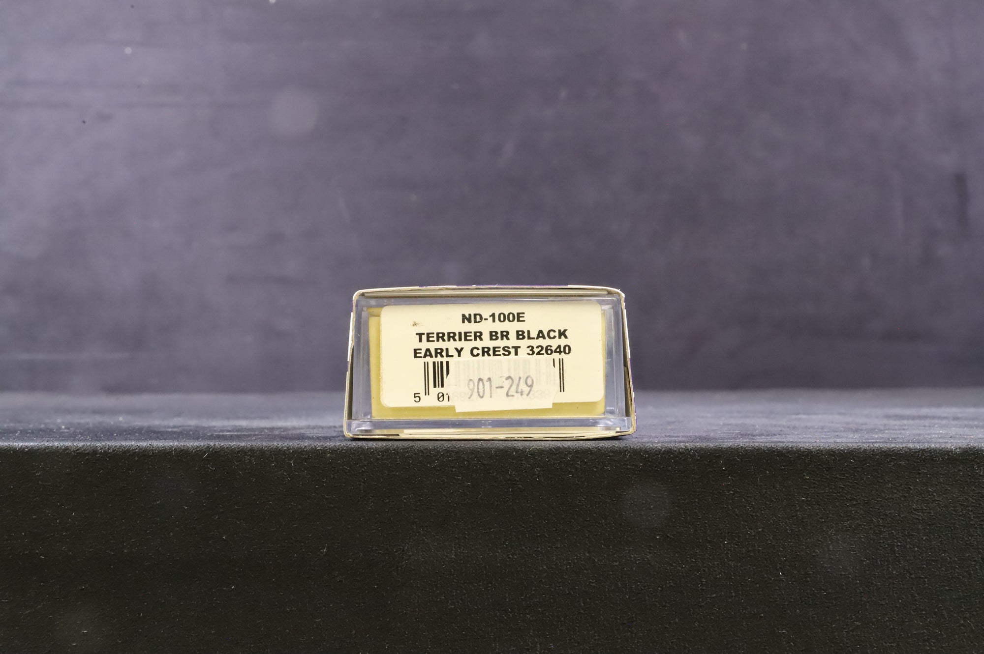 Dapol N Gauge ND-100E A1X Terrier 32640 in Lined BR Black w/ Early Crests