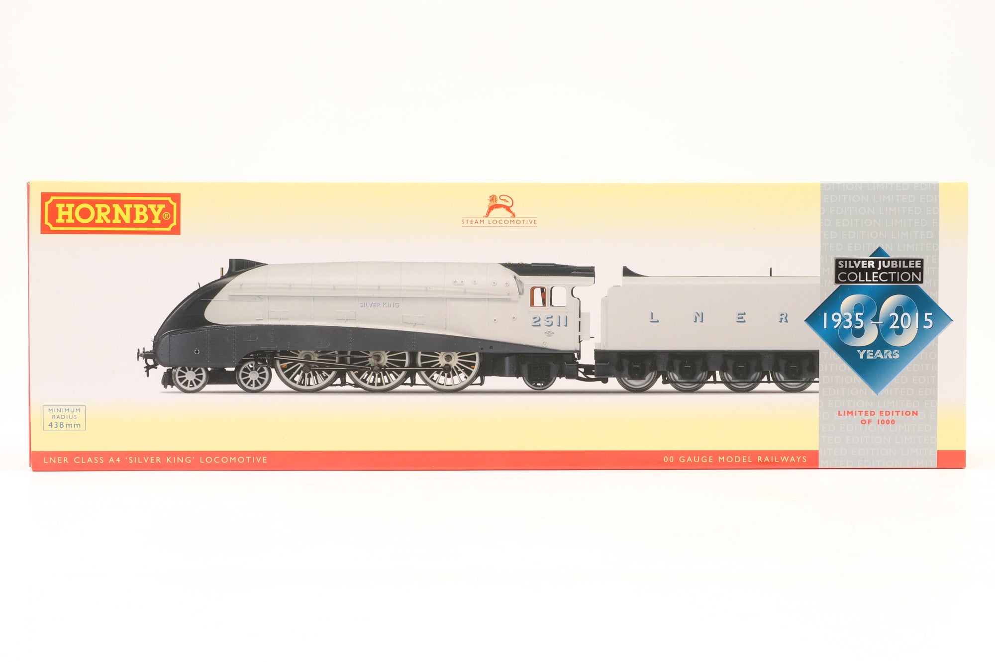 Hornby OO R3337 Silver Jubilee A4 Assortment