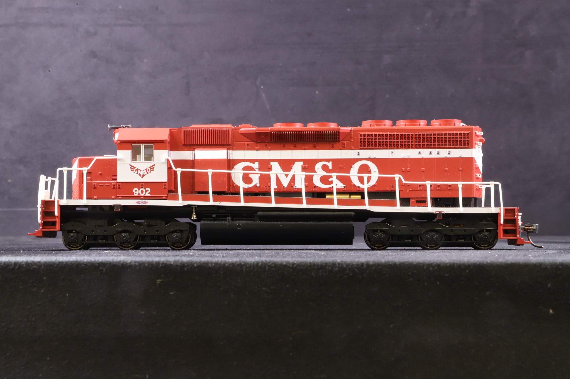 WORKSHOP Kato HO 37-6334 EMD SD40 Gulf Mobile & Ohio '902' DCC Fitted