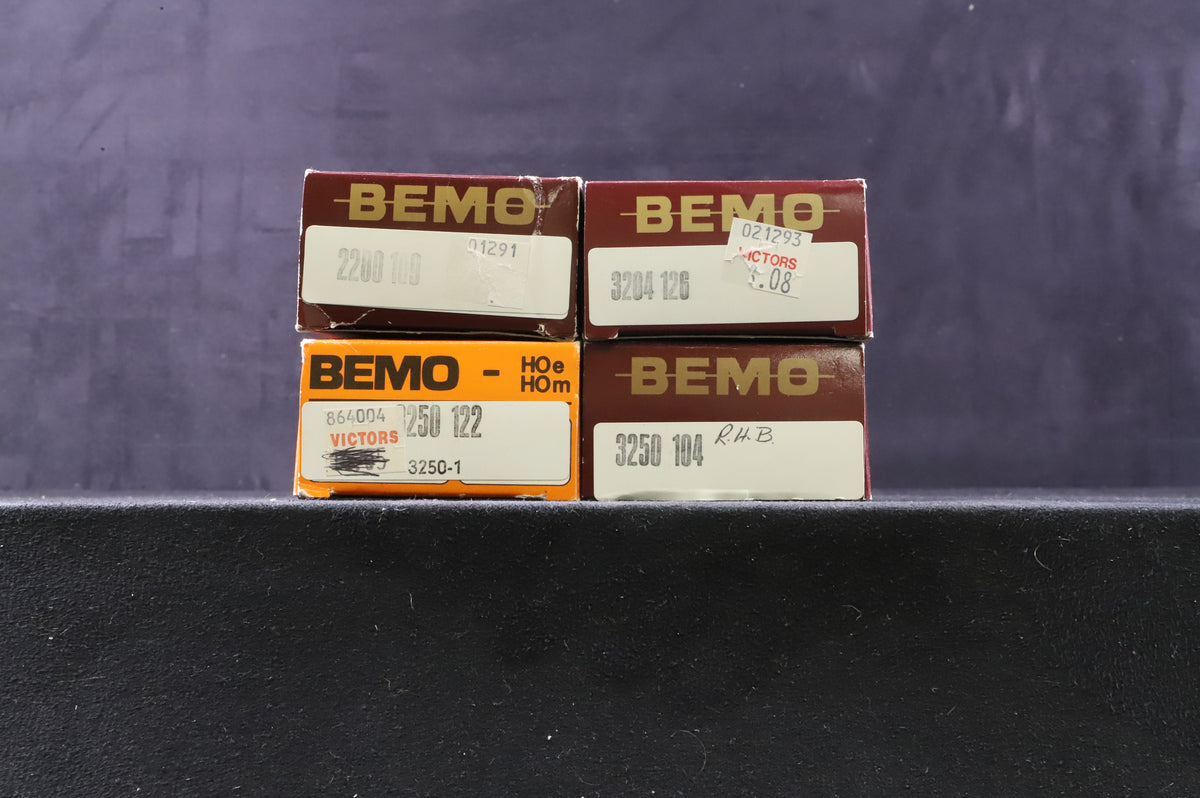 Bemo HOe/ HOm Rake Of 4 RhB Red &amp; Green Coaches Inc. 3250104, 3284126, 2280109 &amp; 3250122