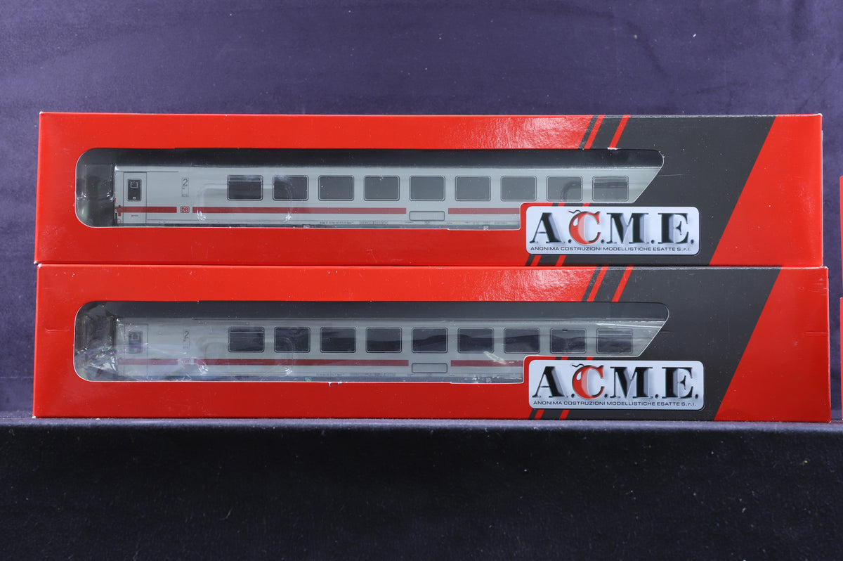 ACME HO Rake Of 4 DB Coaches Inc. 52340, 52341, 52314 &amp; 52315