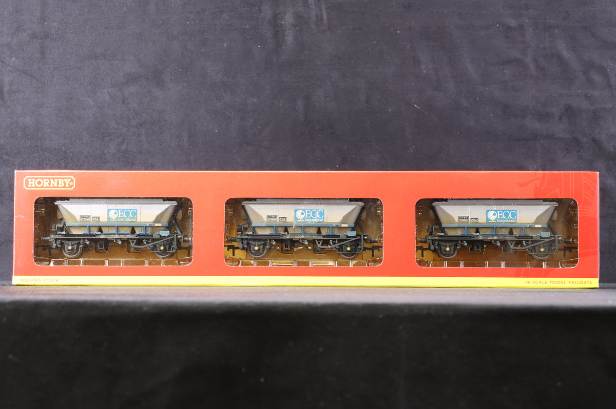 Hornby OO R6223 Pack Of 3 2 Axle China Clay Hoper (CDA), Weathered