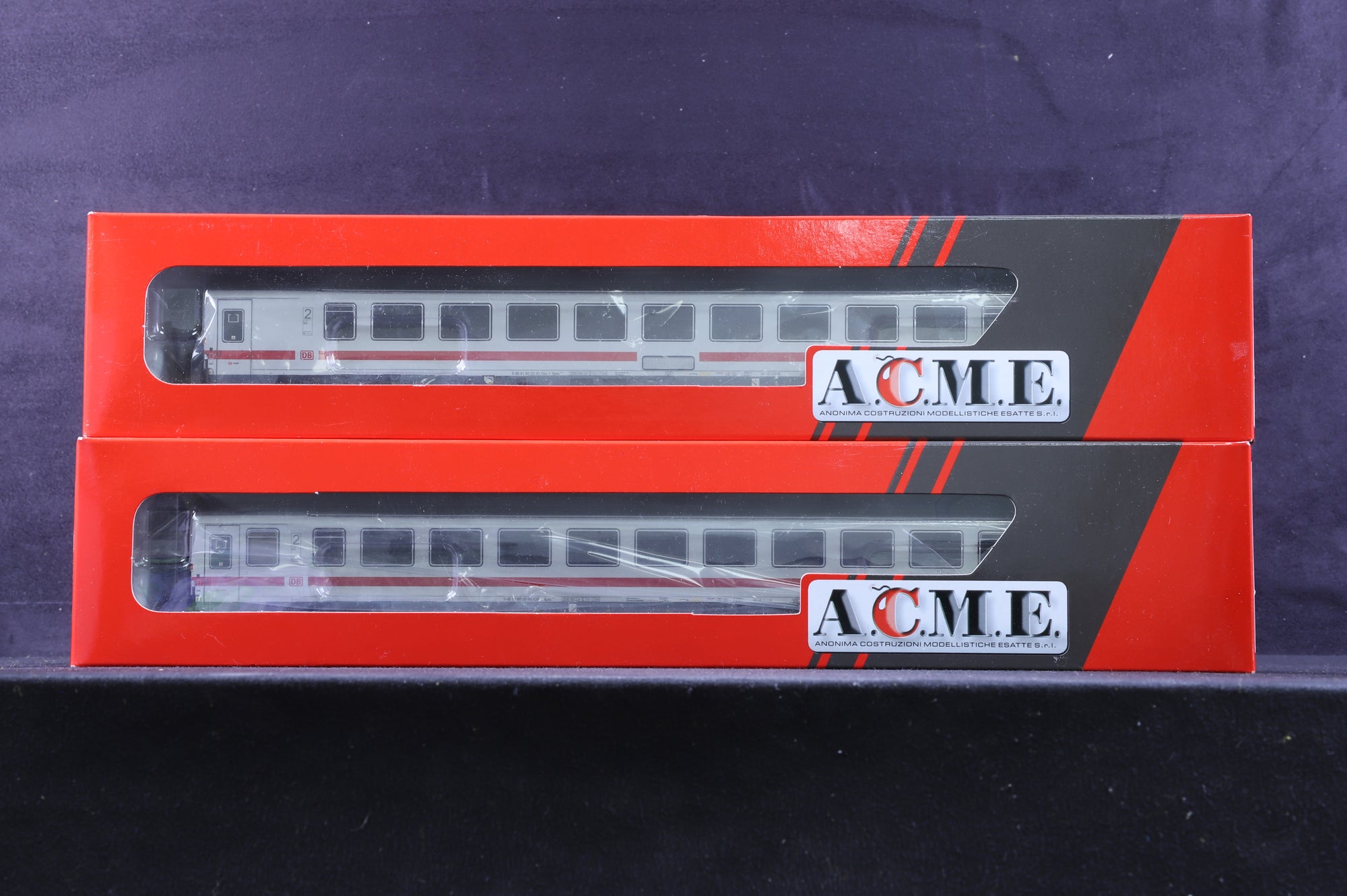 ACME HO Rake Of 4 DB Coaches Inc. 52340, 52341, 52314 & 52315