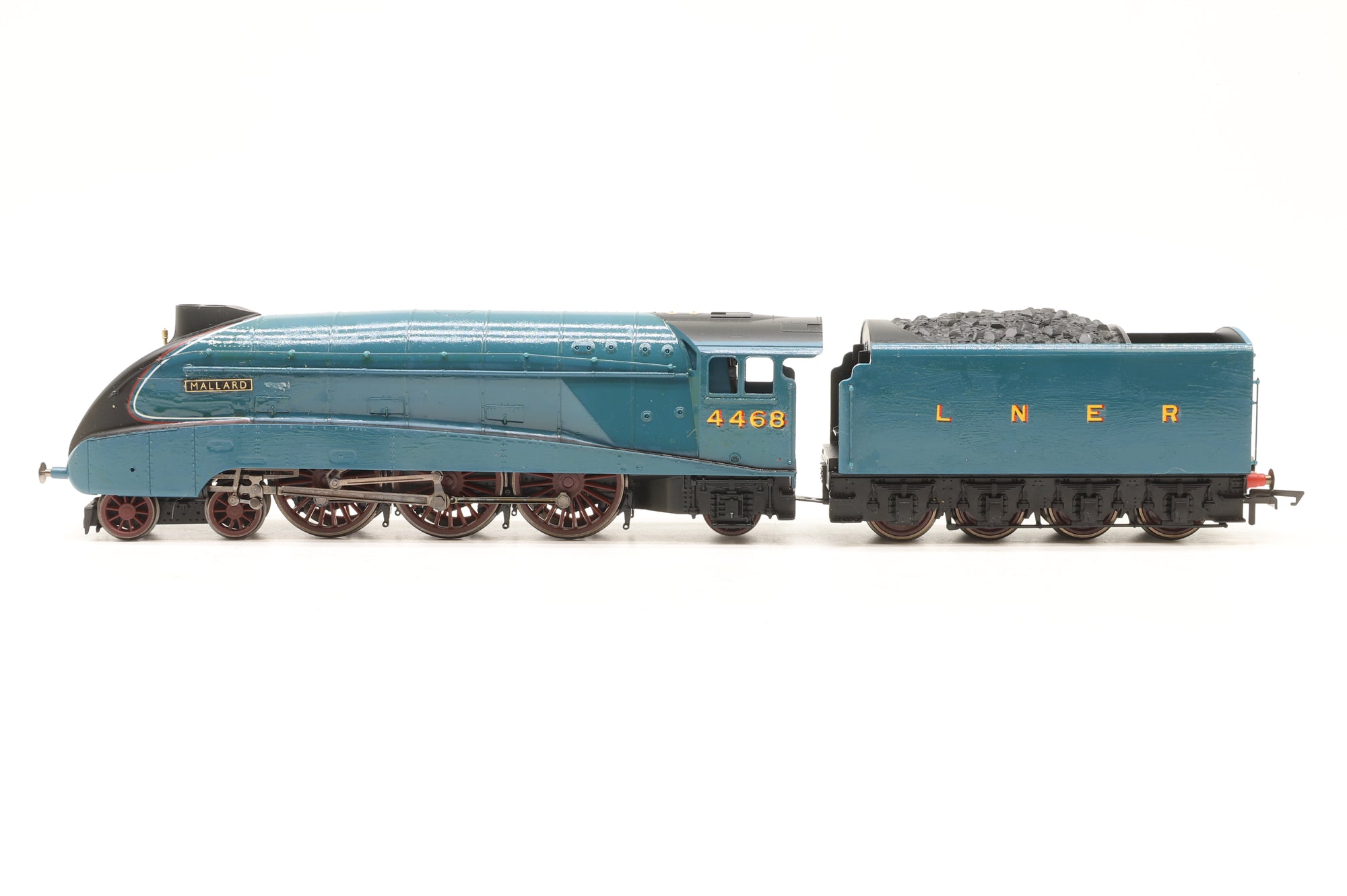 Hornby Railroad OO R3371 Class A4 '4468' 'Mallard' LNER Garter Blue