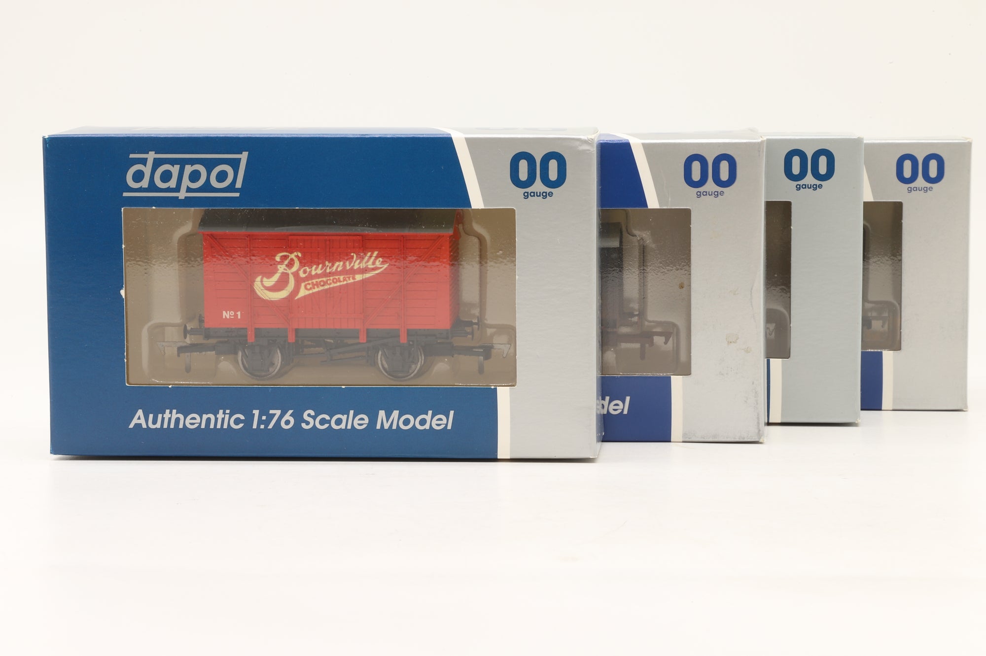 Dapol OO Rake of 4 Assorted 12T Vans