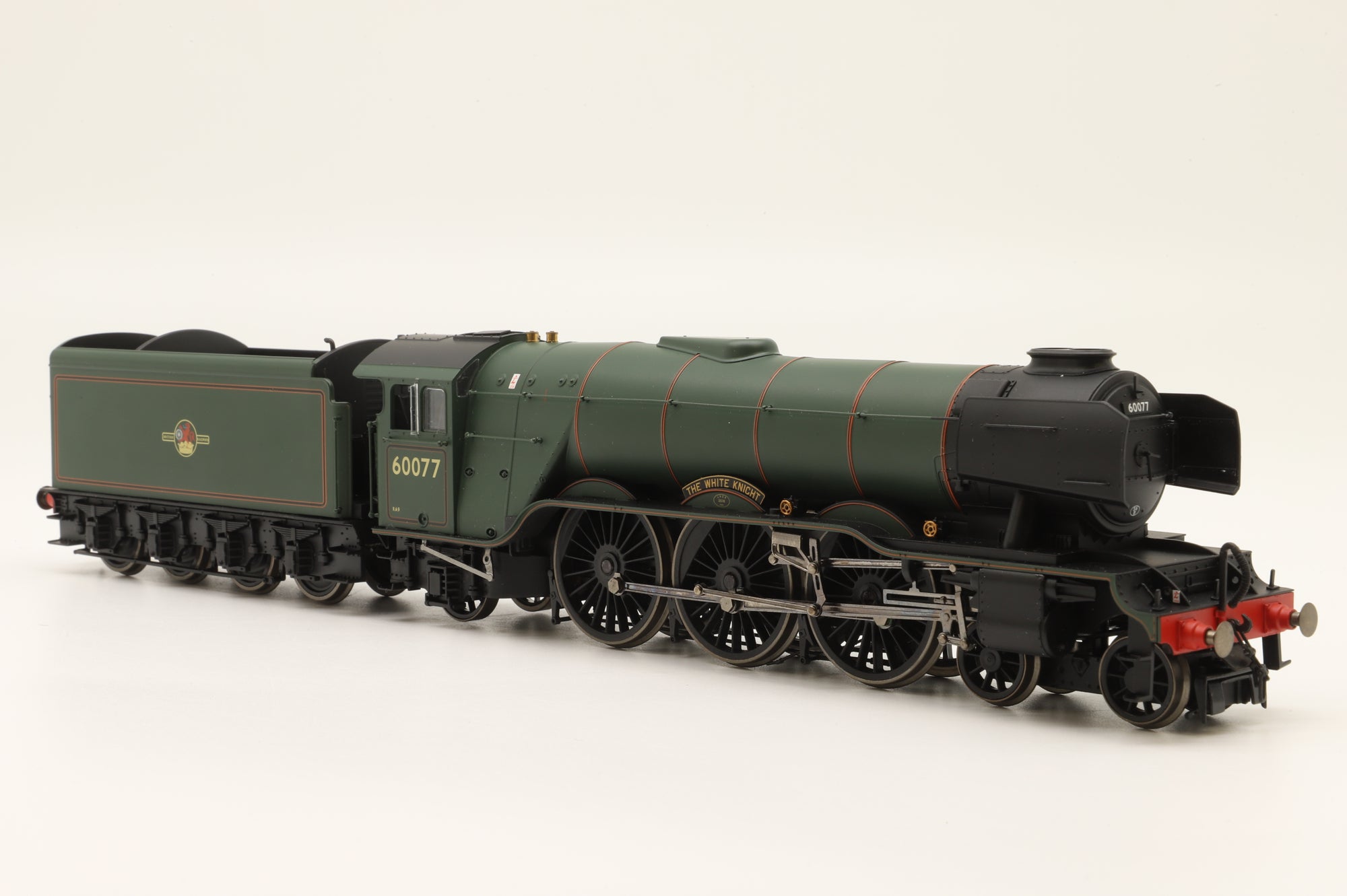 Hornby OO R2342 Class A3 '60077' 'The White Knight' BR Green L/C