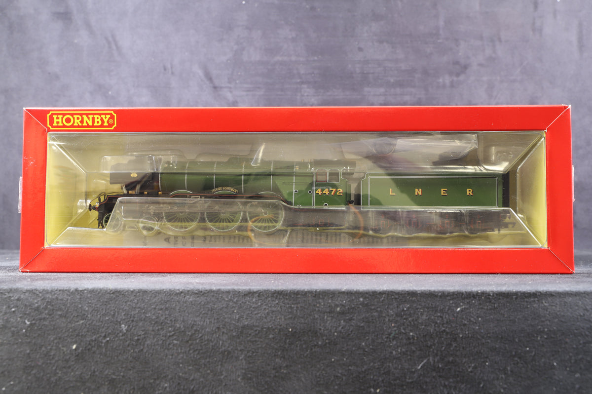 Hornby OO R3336 Class A3 &#39;4472&#39; &#39;Flying Scotsman&#39; LNER Apple Green