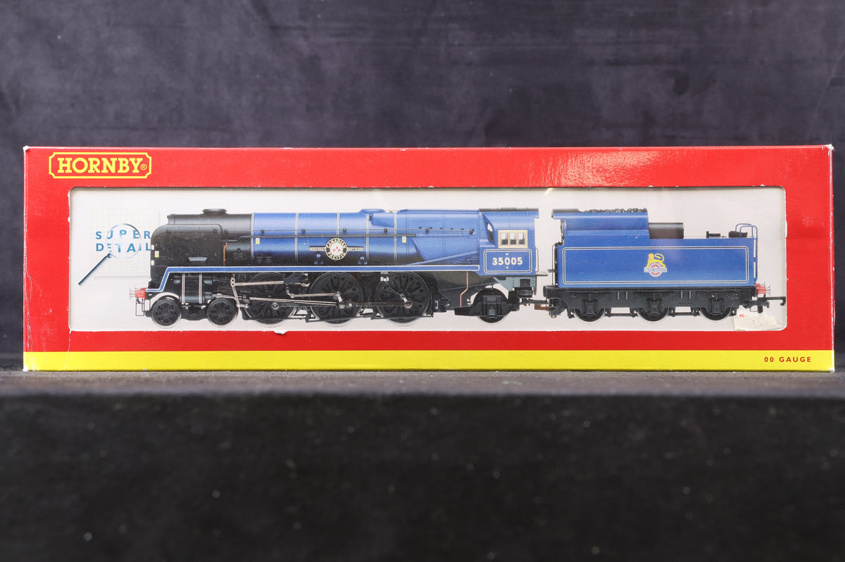 Hornby OO R2171 Merchant Navy Class &#39;35005&#39; &#39;Canadian Pacific&#39; BR Lined Blue E/C