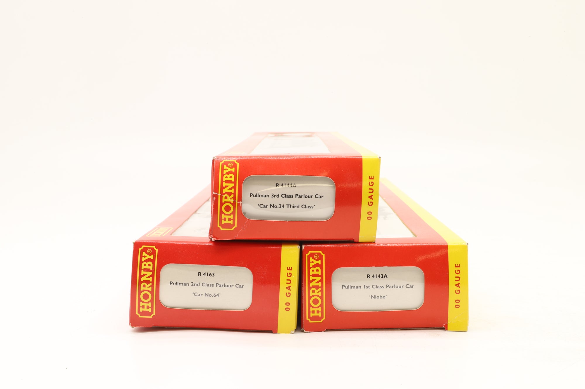 Hornby OO Rake of 3 K-Type Pullman Coaches