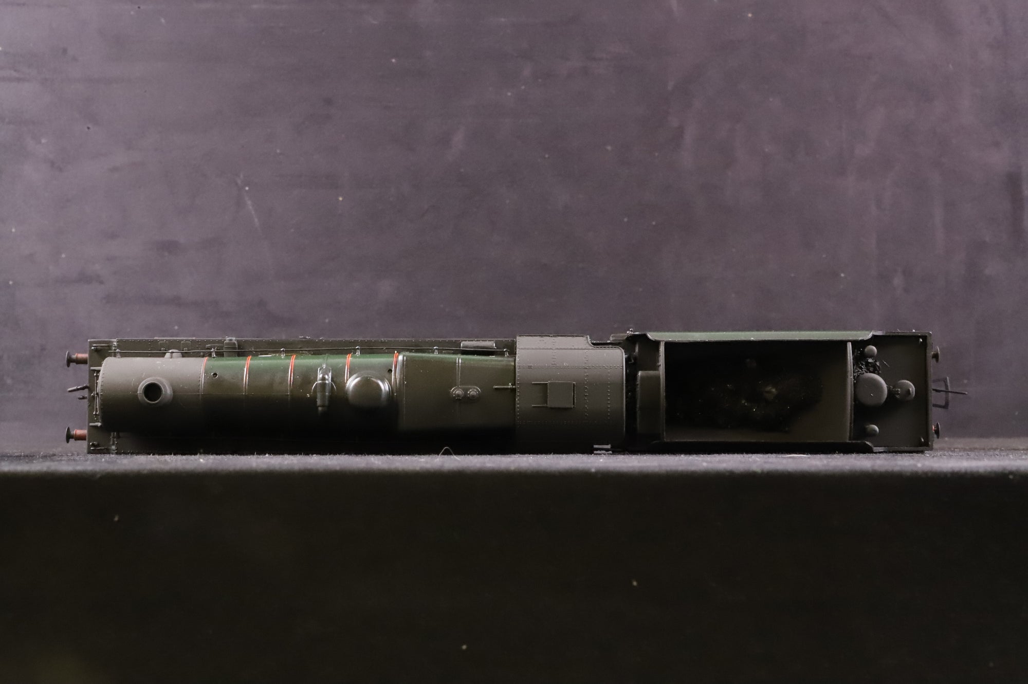 Bachmann OO 31-176DC Jubilee Class '45694' 'Bellerophon' BR Green L/C Renamed & Weathered DCC Removed