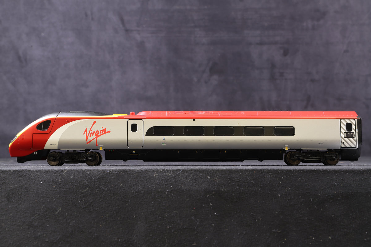 Hornby OO Class 390 Pendolino Virgin Trains 4 Car Set, DCC Fitted