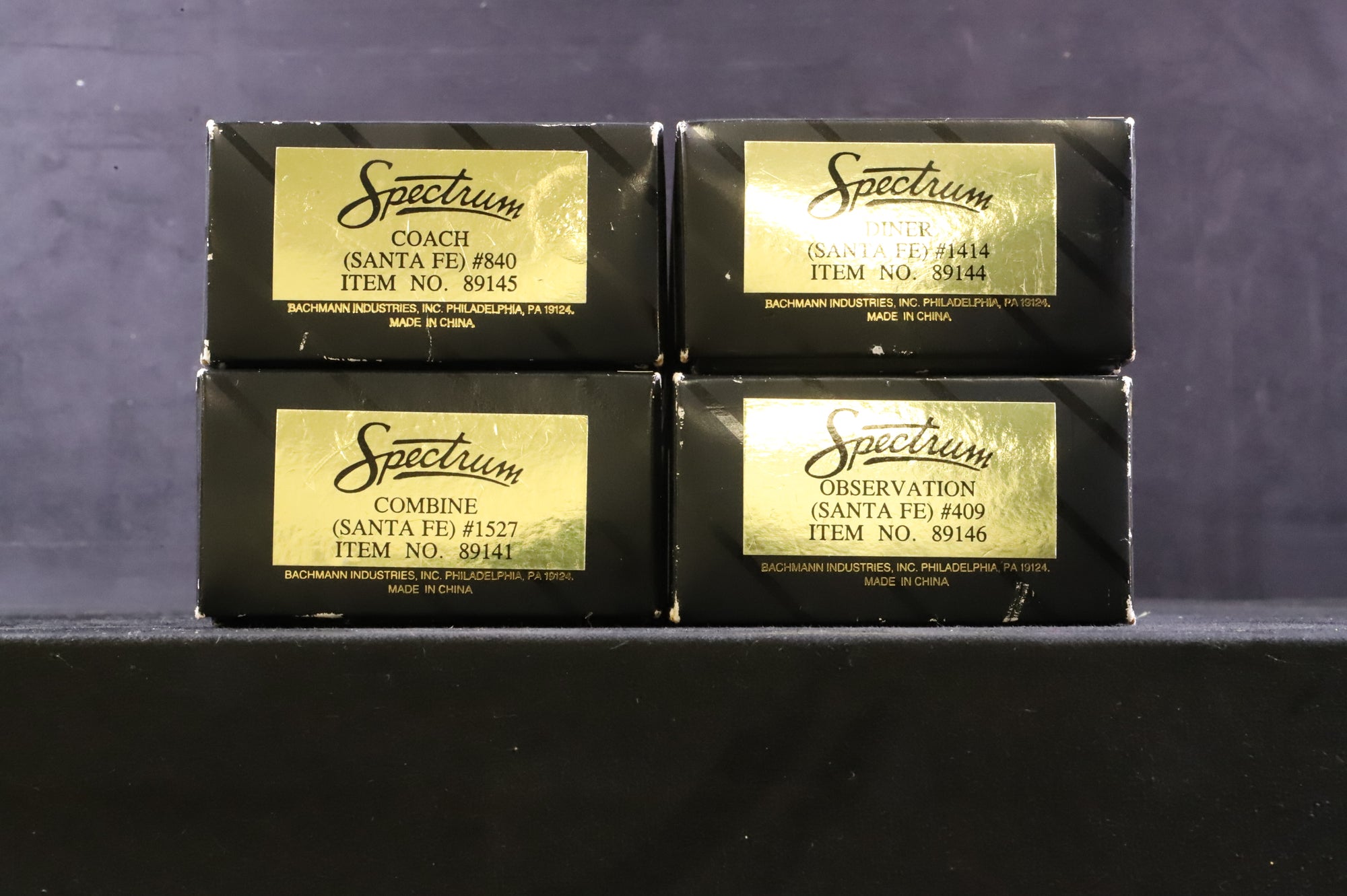 Spectrum HO 89141/4/5/6 Rake of 4 Heavyweight Coaches in Santa Fe Olive