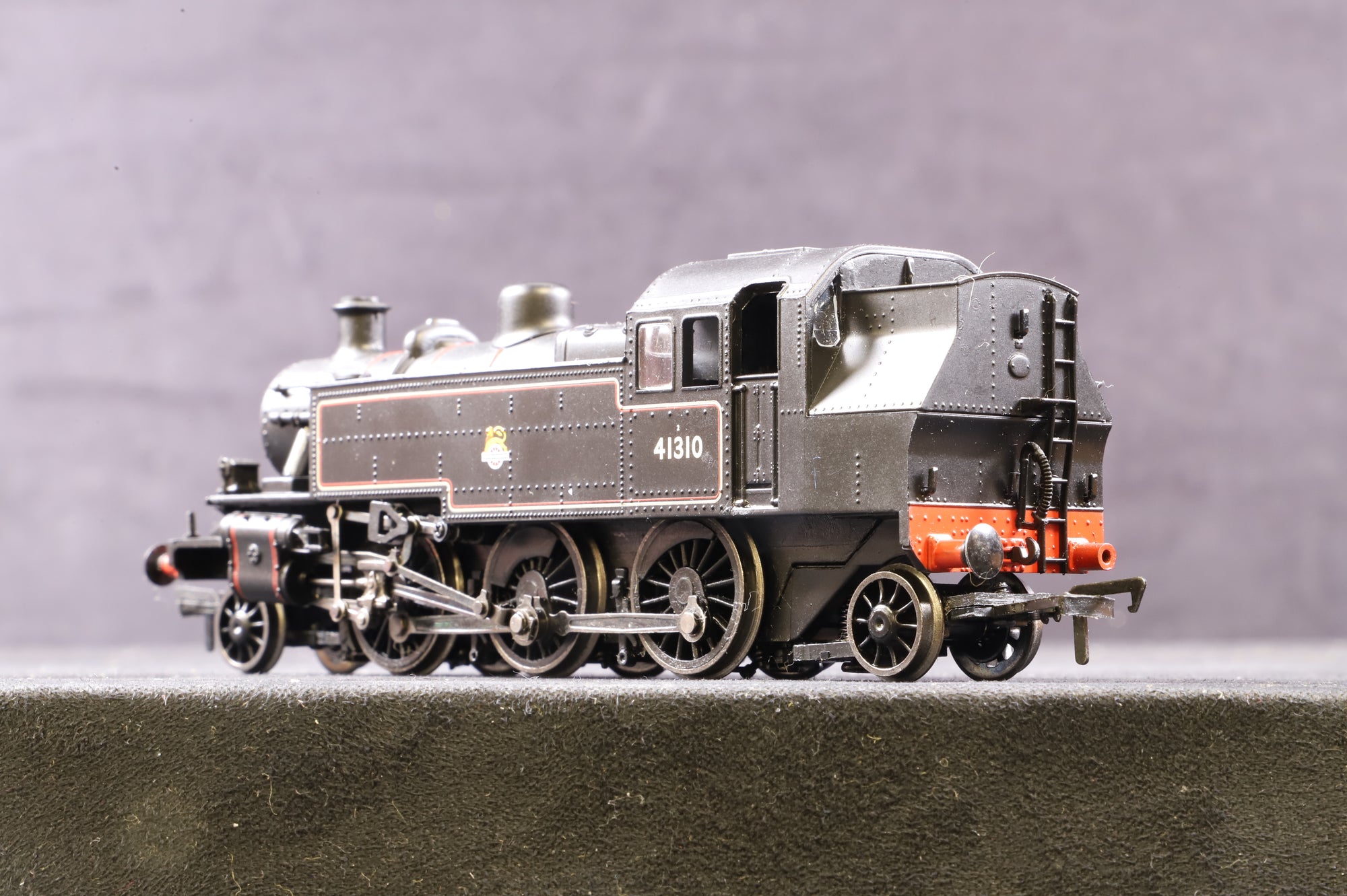Bachmann OO 31-457 Ivatt 2MT 41310 in Lined BR Black w/ Early Crests