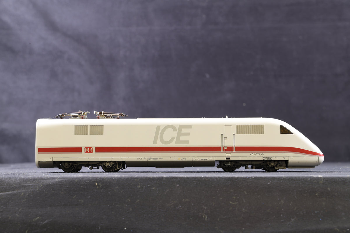 Fleischmann HO ICE 1 High Speed 14 Car Train 2 x Power Cars &amp; 12 x Intermediate Cars