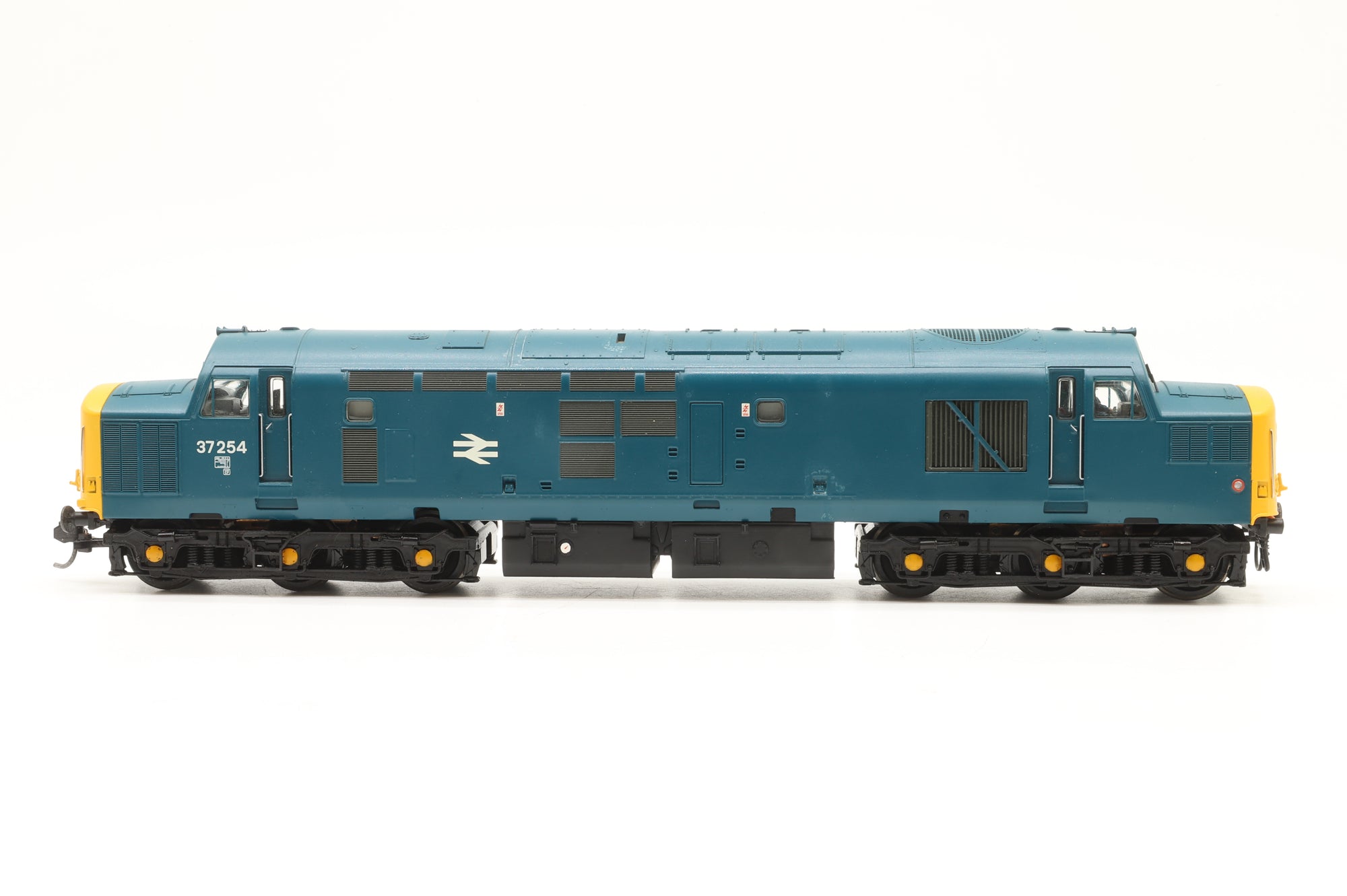 Bachmann OO 32-776 Class 37/0 Diesel '37254' BR Blue DCC Sound