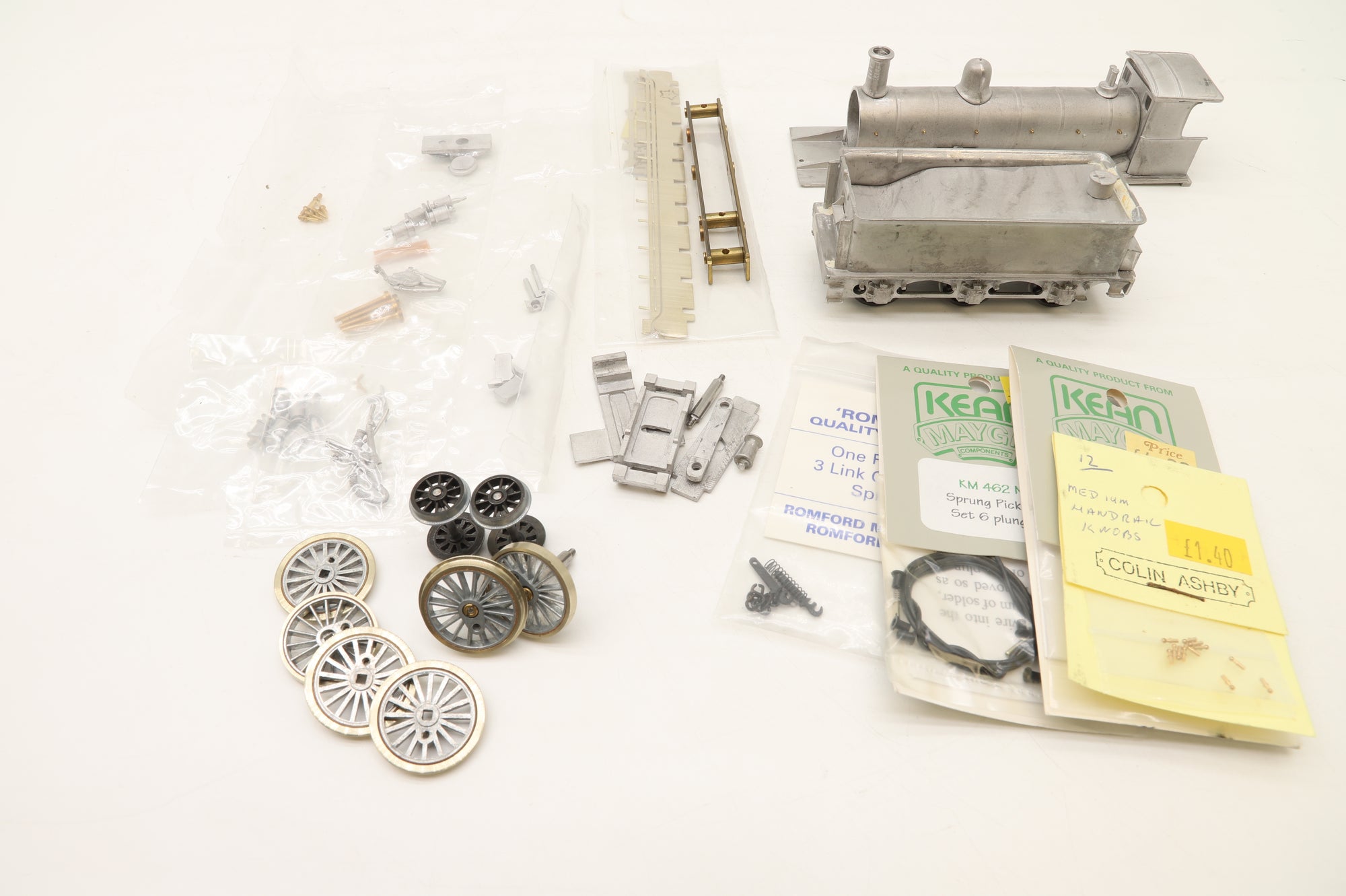 DJH OO 18 HR Jones Goods Steam Locomotive Part Built Kit