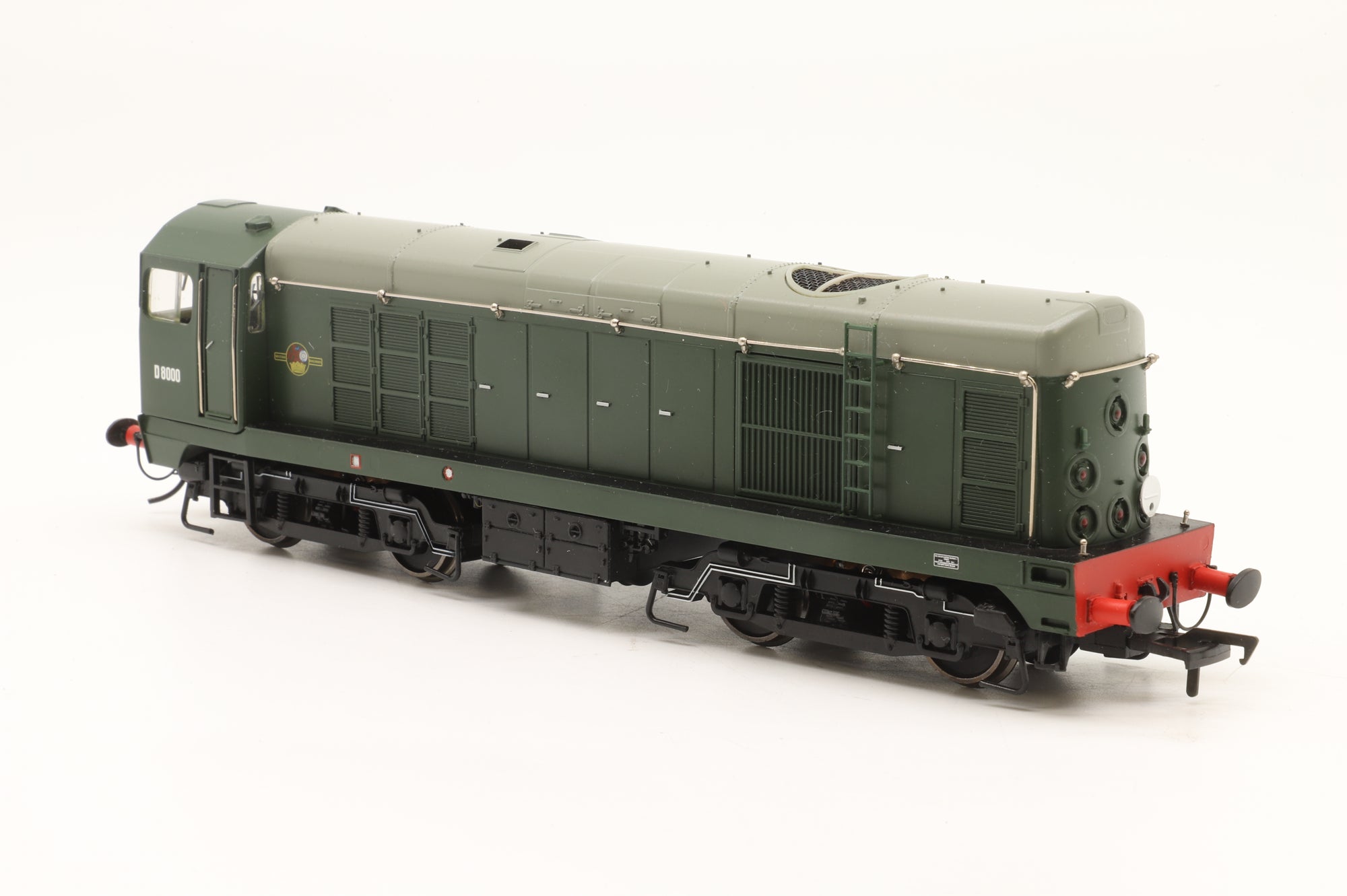 Bachmann OO 32-027 Class 20 'D8000' BR Green With Indicator Discs DCC Fitted