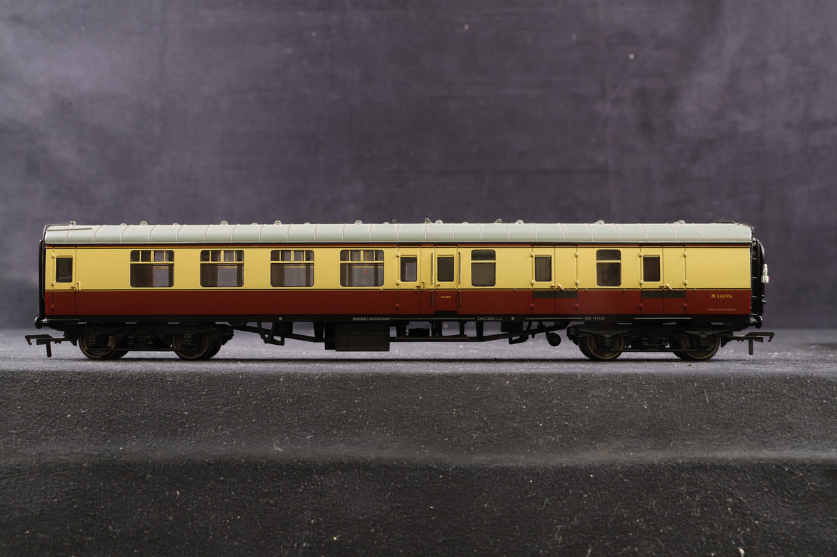 Bachmann OO Rake Of 4 Mk1 BR Crimson &amp; Cream Coaches