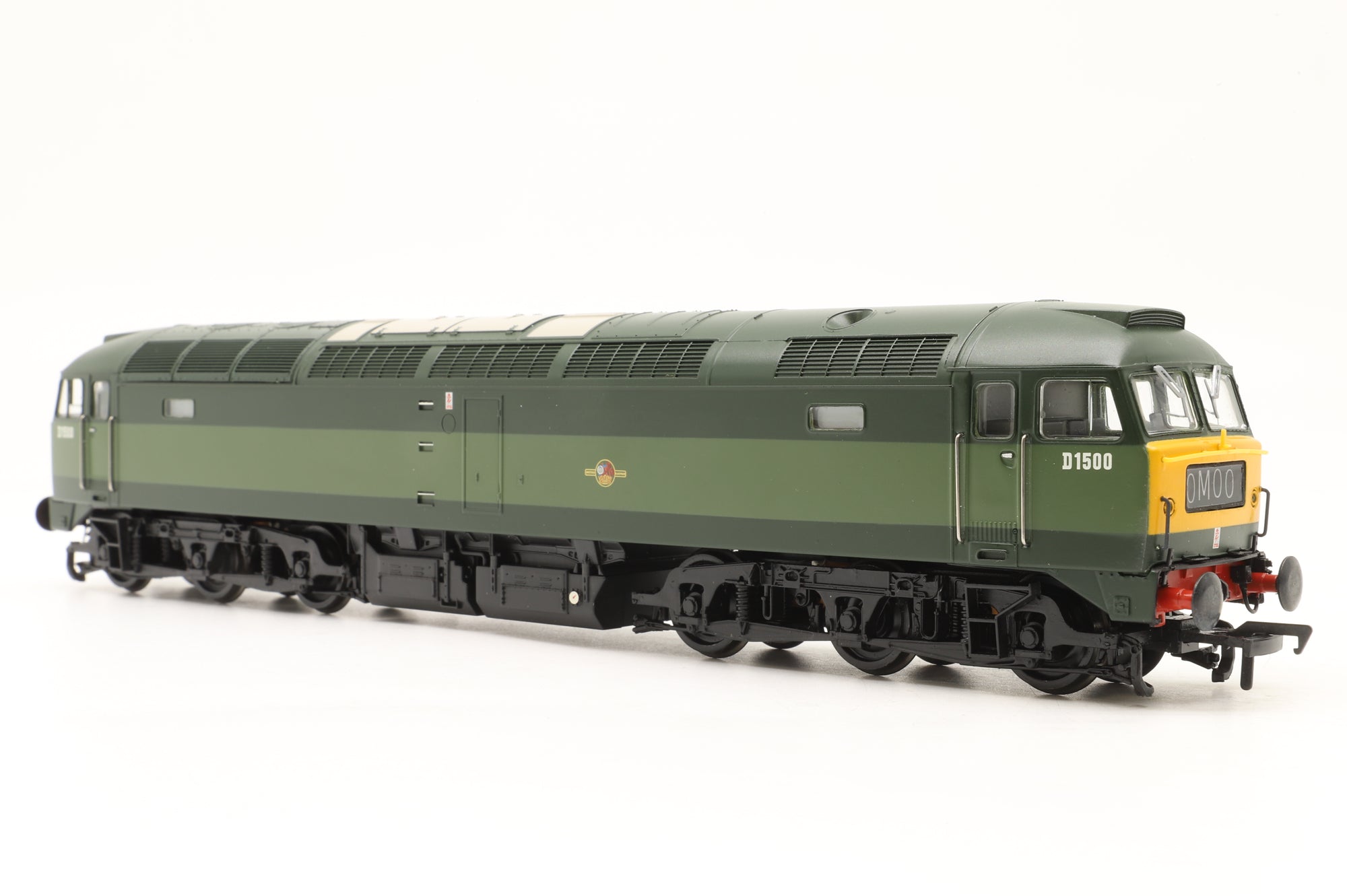 Bachmann OO 32-800 Class 47 D1500 in BR Two-Tone Green
