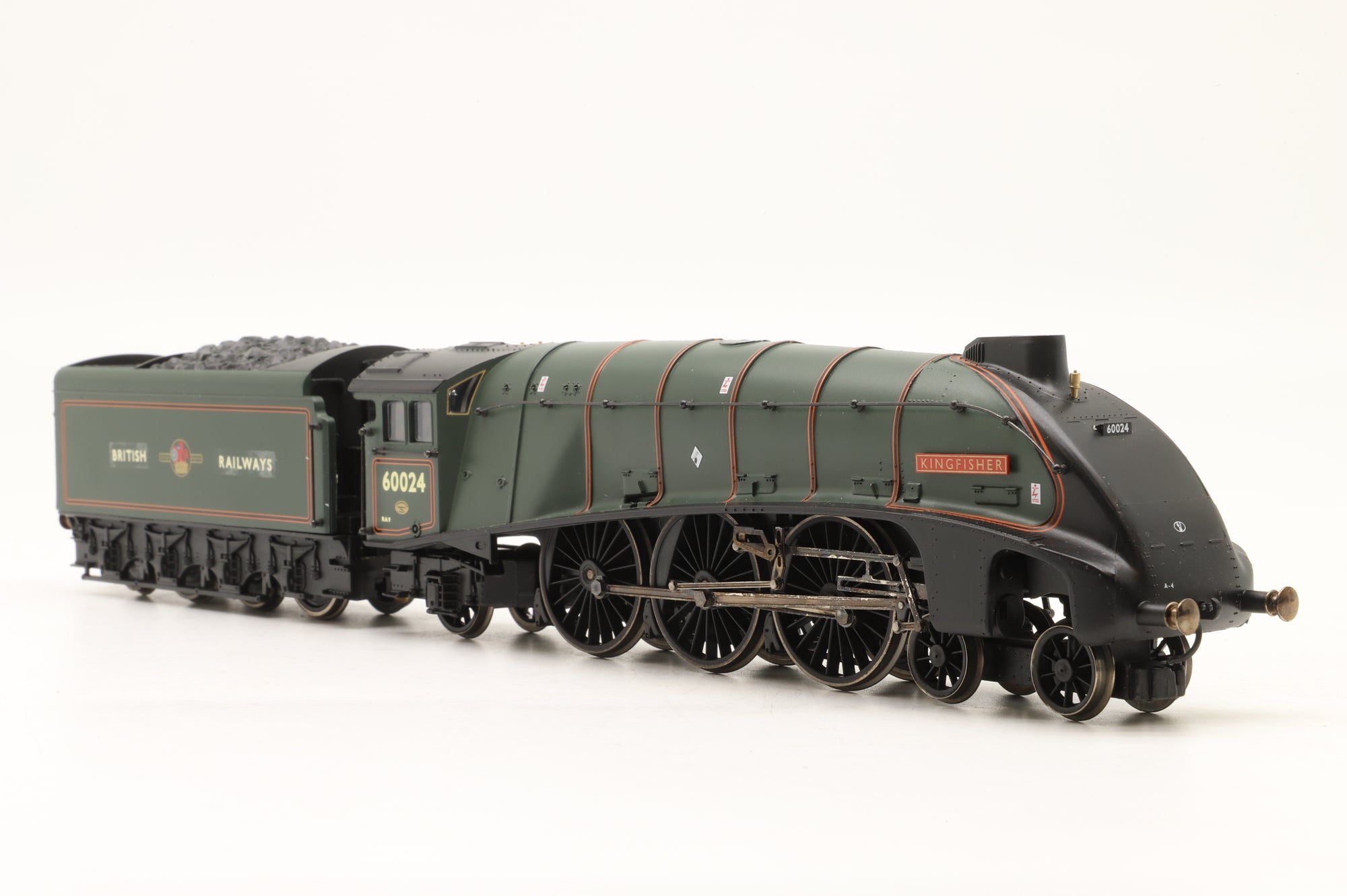 Hornby OO R2203 Class A4 '60024' 'Kingfisher' BR Lined Green L/C