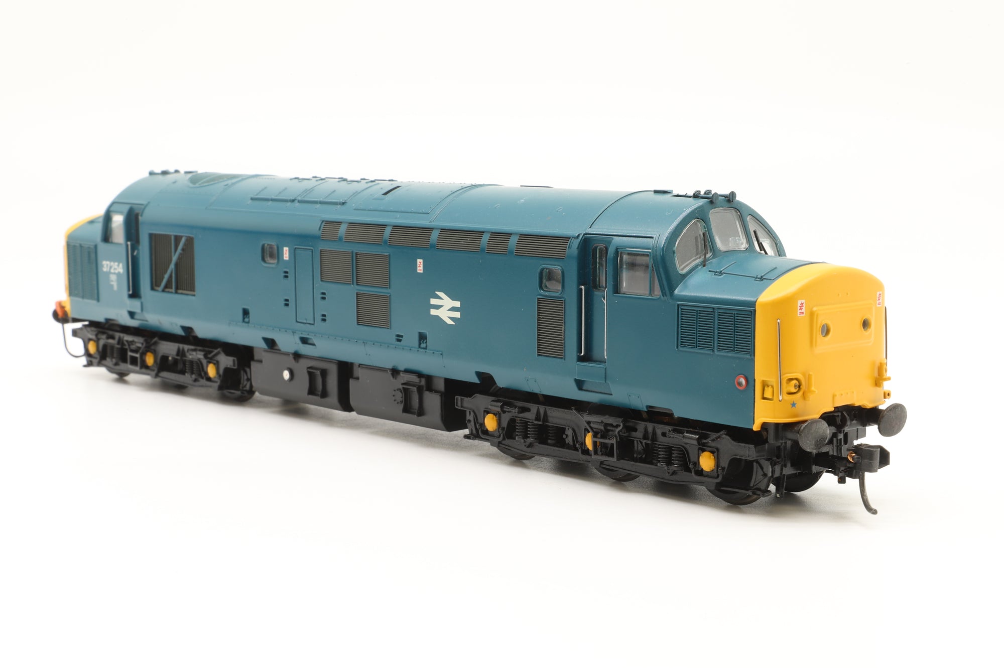 Bachmann OO 32-776 Class 37/0 Diesel '37254' BR Blue DCC Sound