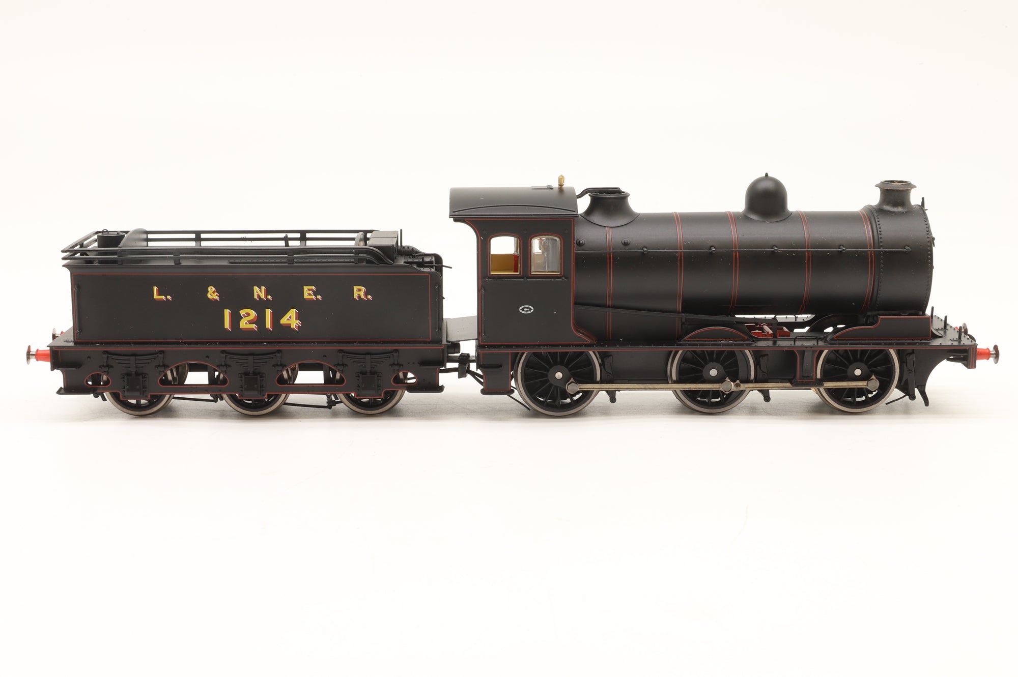 Oxford Rail OO OR76J27004 J27 LNER (Red Lining) '1214', DCC Fitted