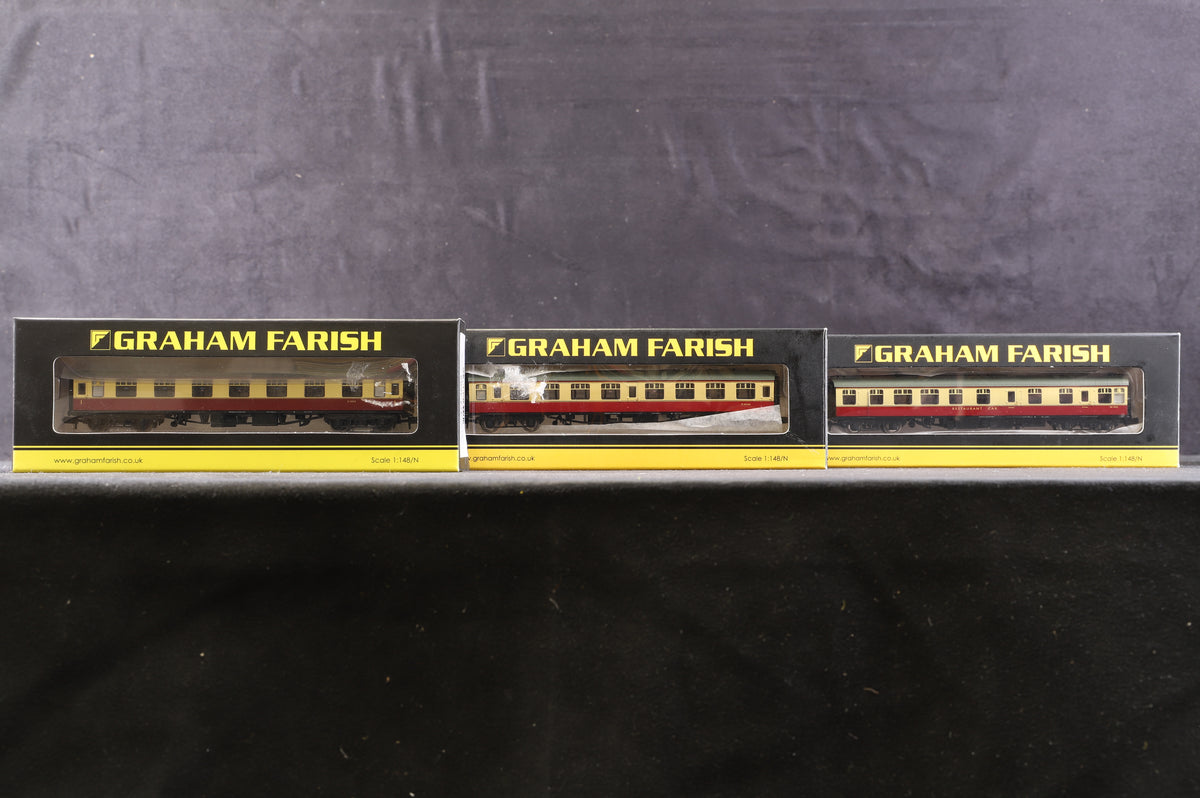 Graham Farish N Rake of 8 Mk1 Crimson &amp; Cream Coaches, Inc. 374-010B, 035A, 060B, D, 120, A, 160A &amp; 255A