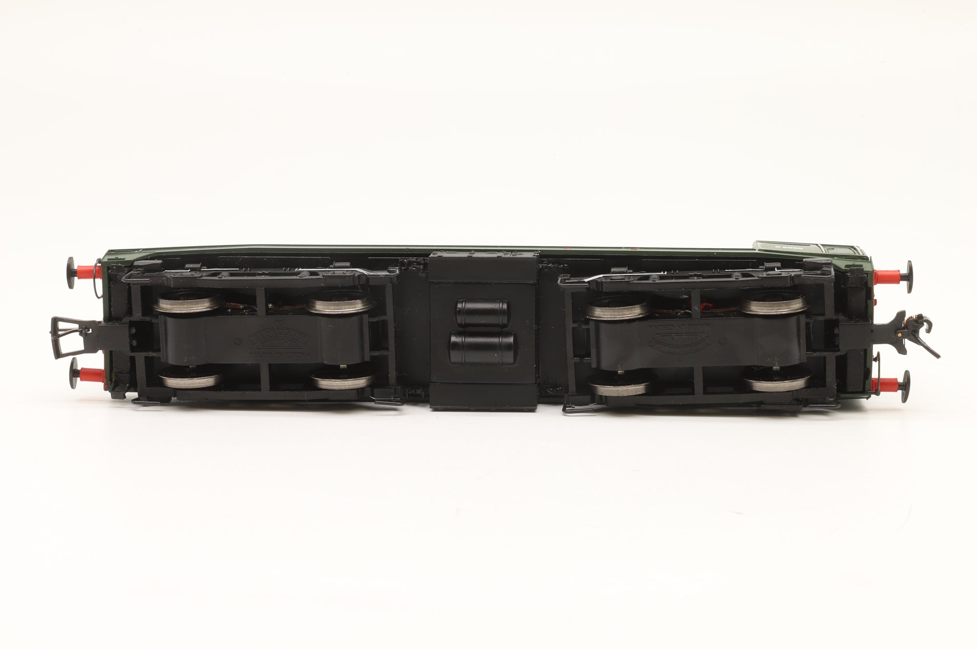 Bachmann OO 32-027 Class 20 'D8000' BR Green With Indicator Discs DCC Fitted