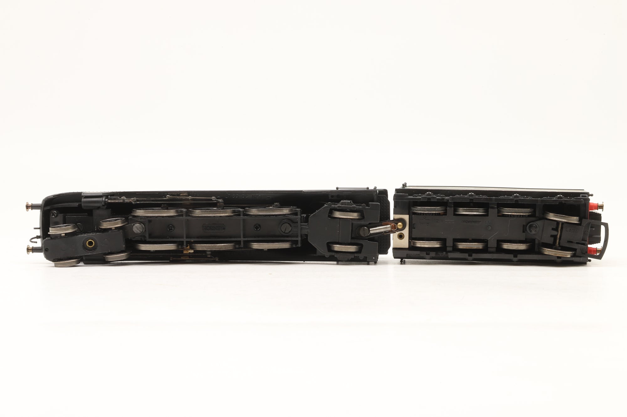 Hornby OO R2203 Class A4 '60024' 'Kingfisher' BR Lined Green L/C