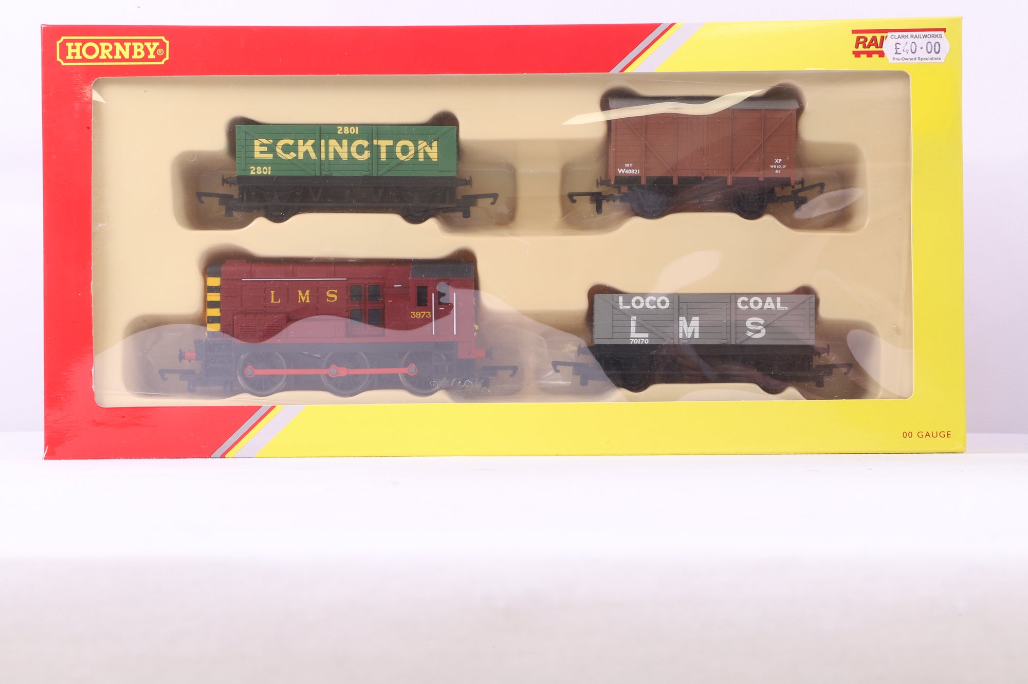 Hornby Railroad OO R3488 Diesel Freight Train Pack