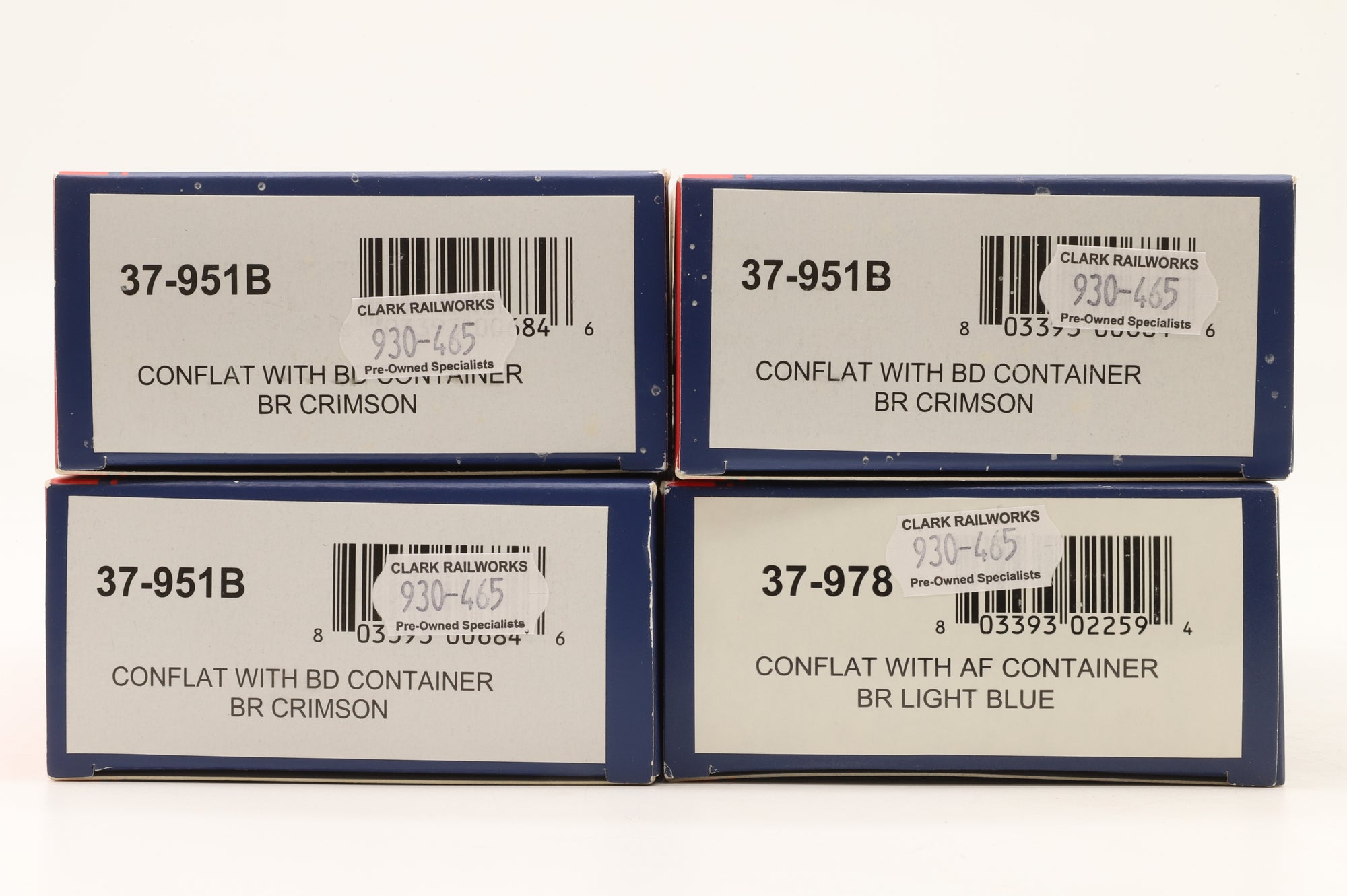 Bachmann OO 37-951B/978 Rake of 4 BR Conflats w/ BD/AF Containers