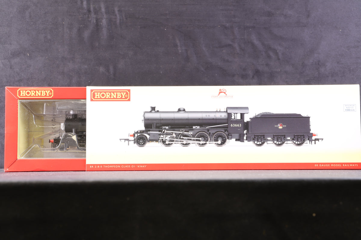 Hornby OO R3227 BR (Late) 2-8-0 Class O1 &#39;63663&#39;