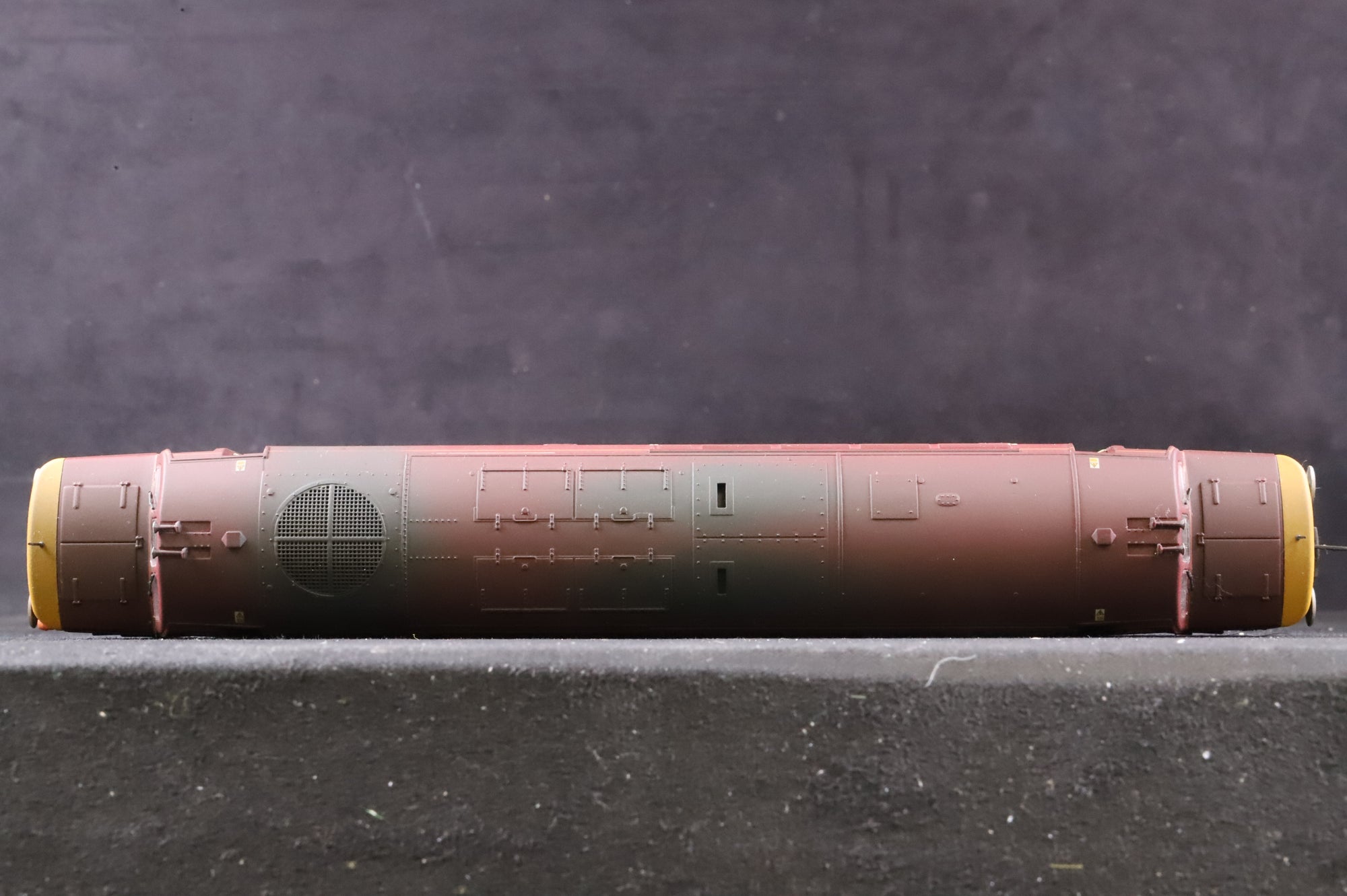 Bachmann OO Class 37 'Loch Rannoch' '37408', Weathered